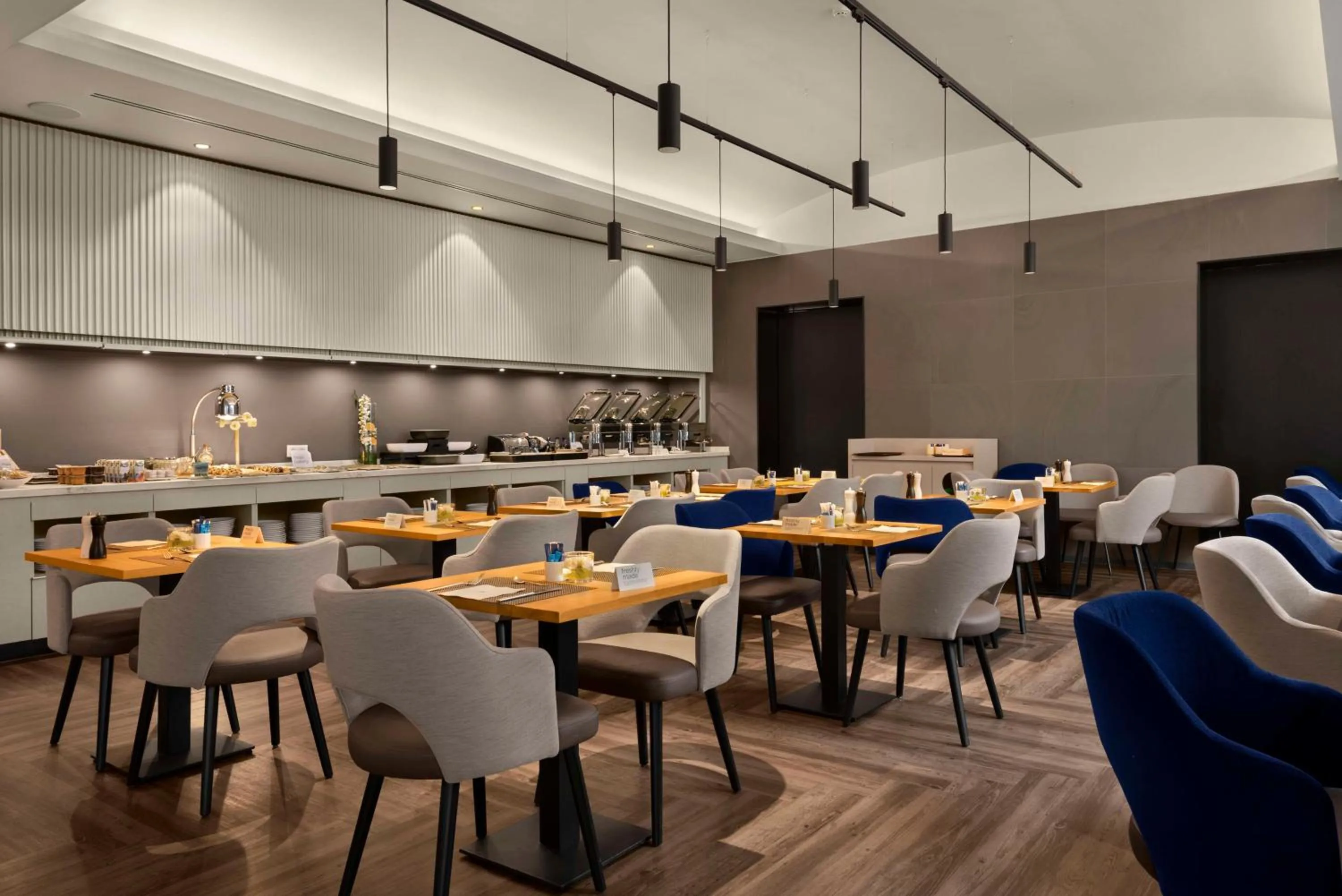 Restaurant/places to eat in NH Brussels EU Berlaymont