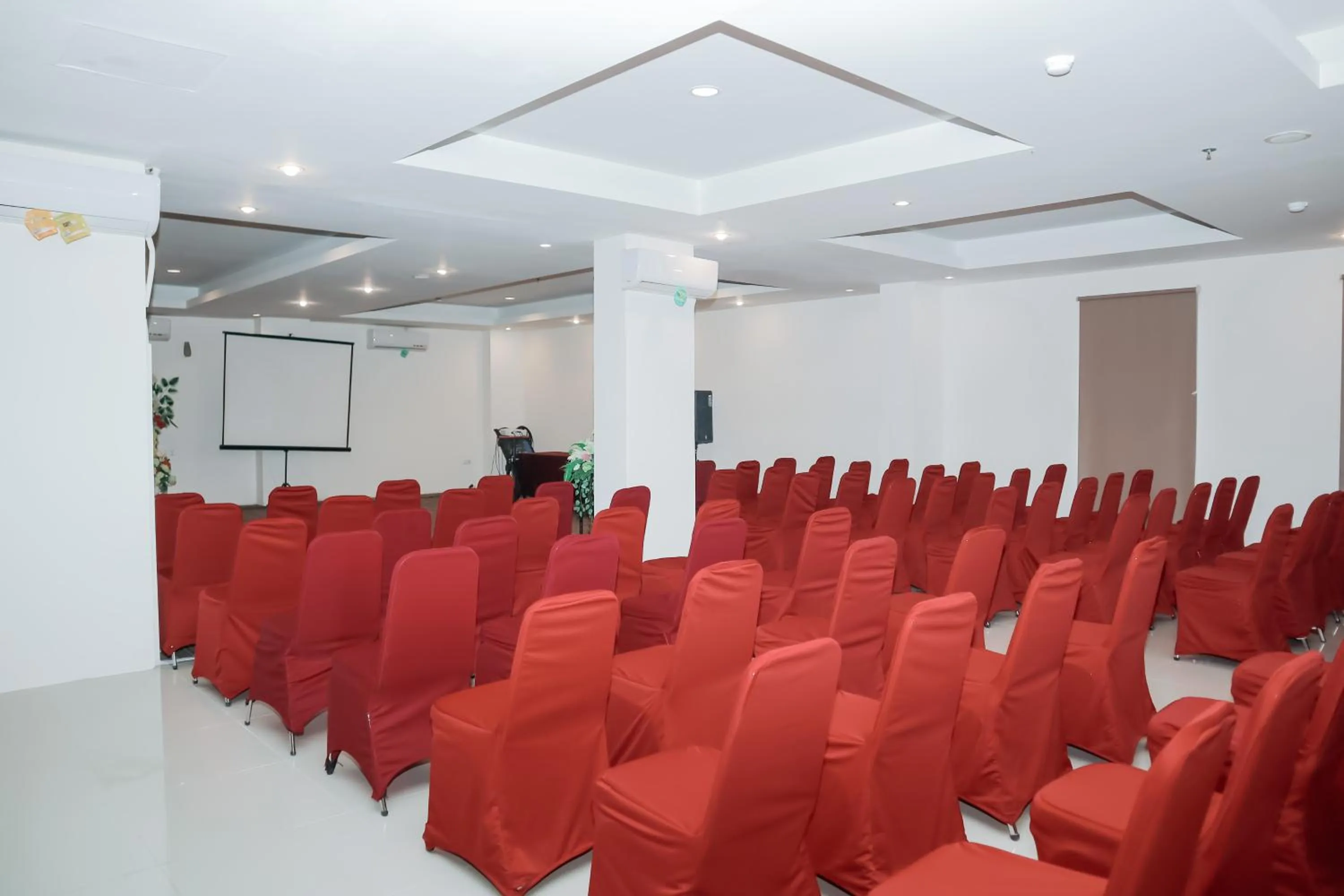 Meeting/conference room in Liberta Hotel Grand Sayang Makassar