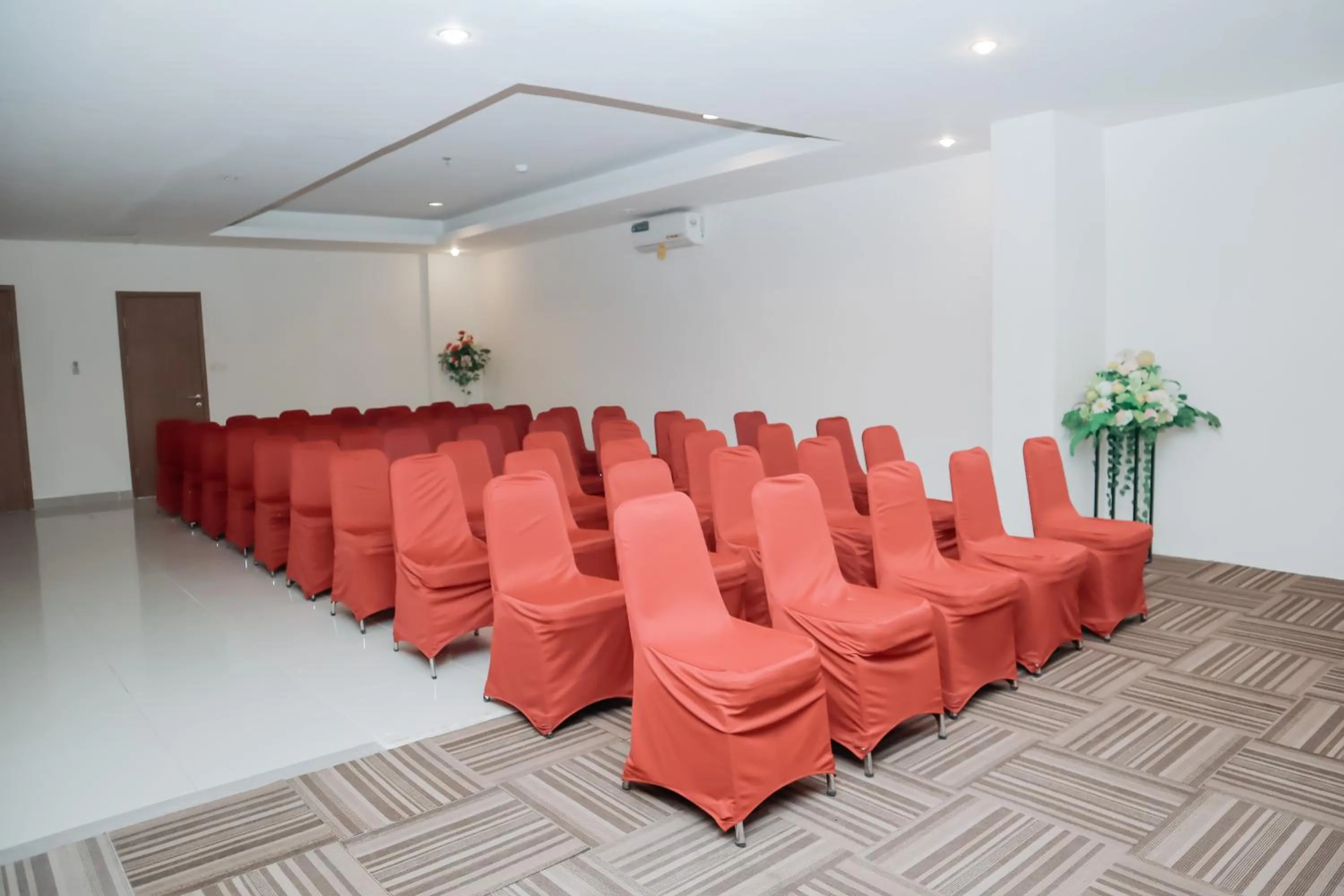 Meeting/conference room in Liberta Hotel Grand Sayang Makassar