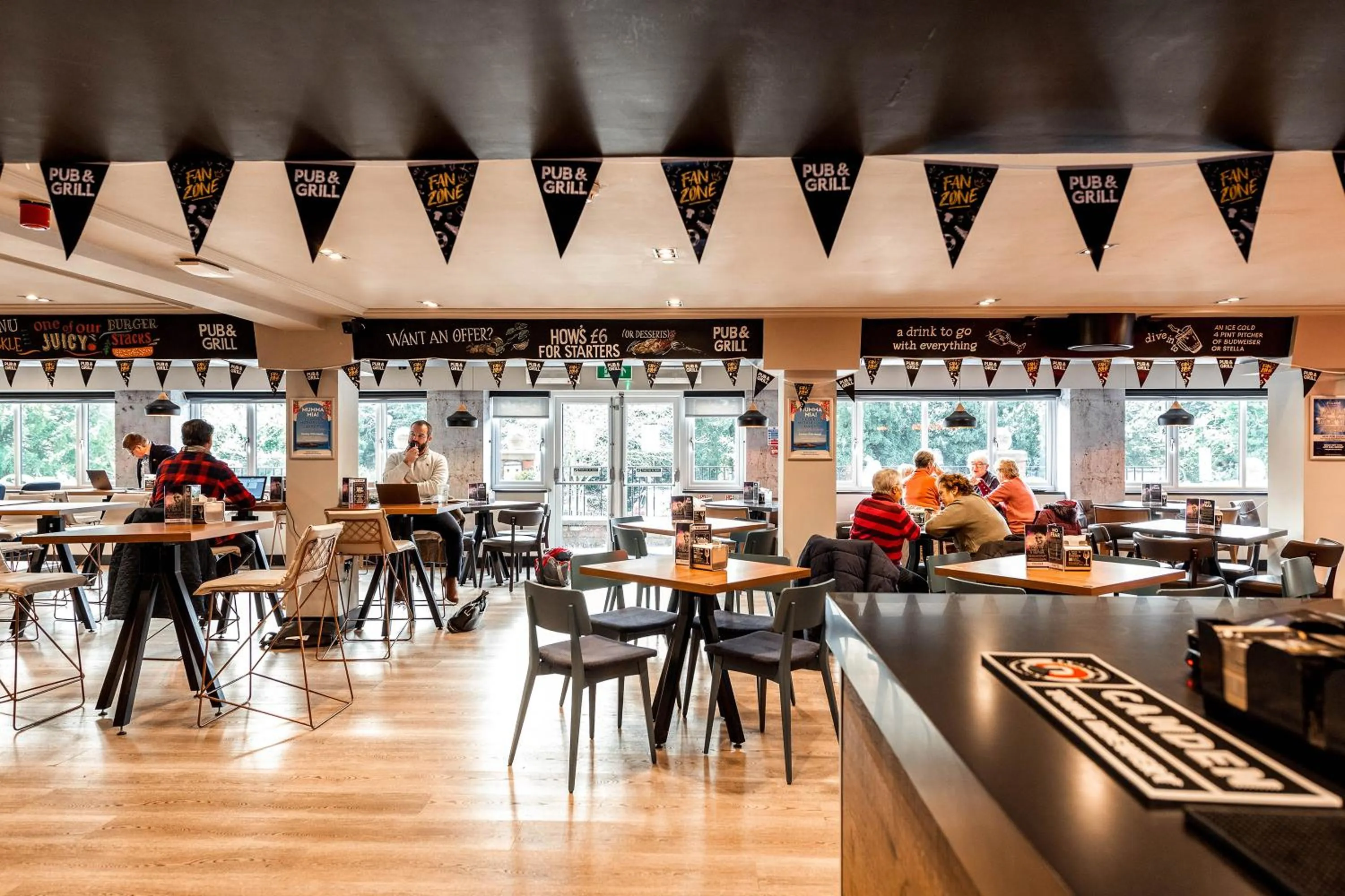 Restaurant/places to eat in Village Hotel Manchester Cheadle