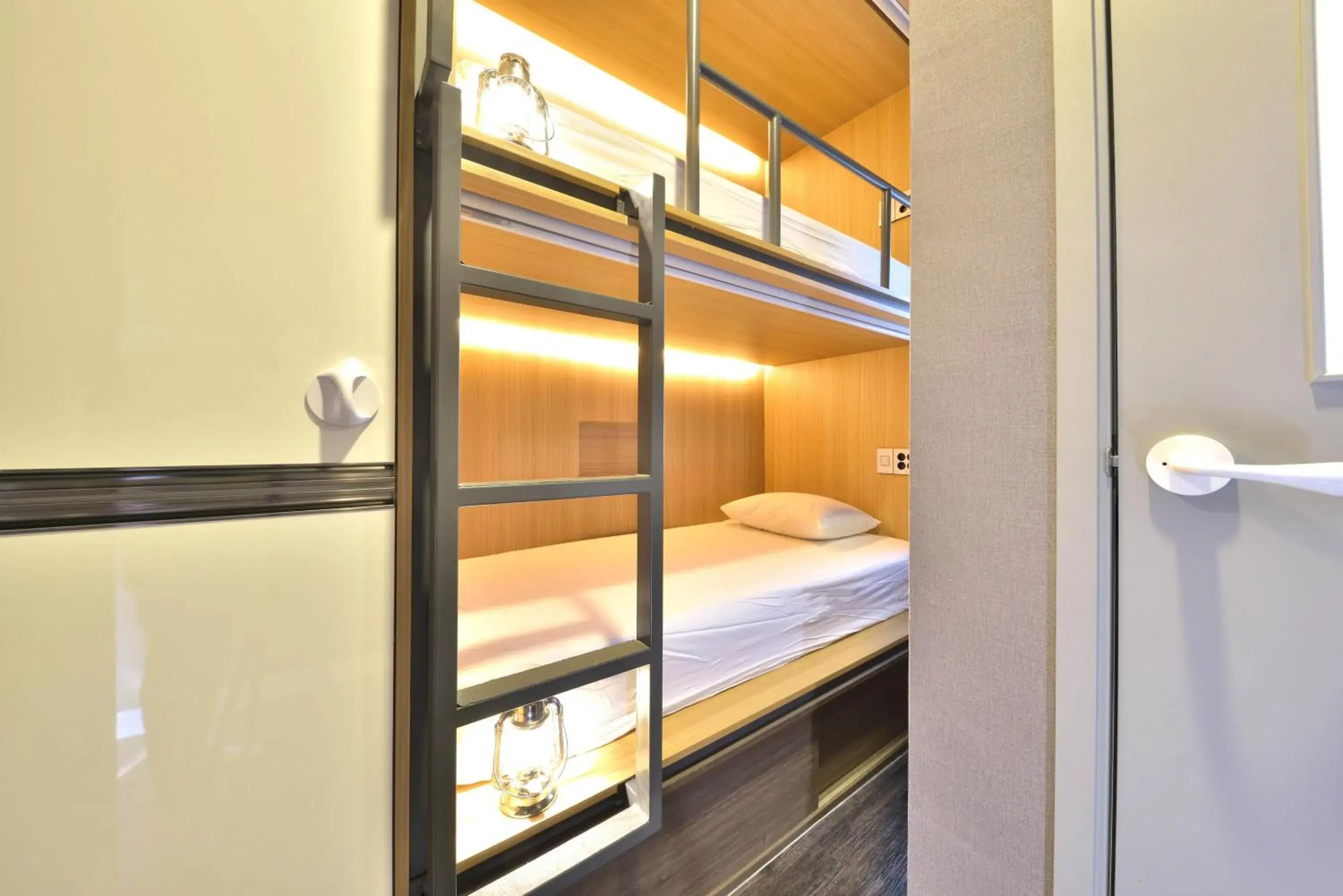 bunk bed, Bed in With U Hotel & Guesthouse bunk bed, Bed in With U Hotel & Guesthouse