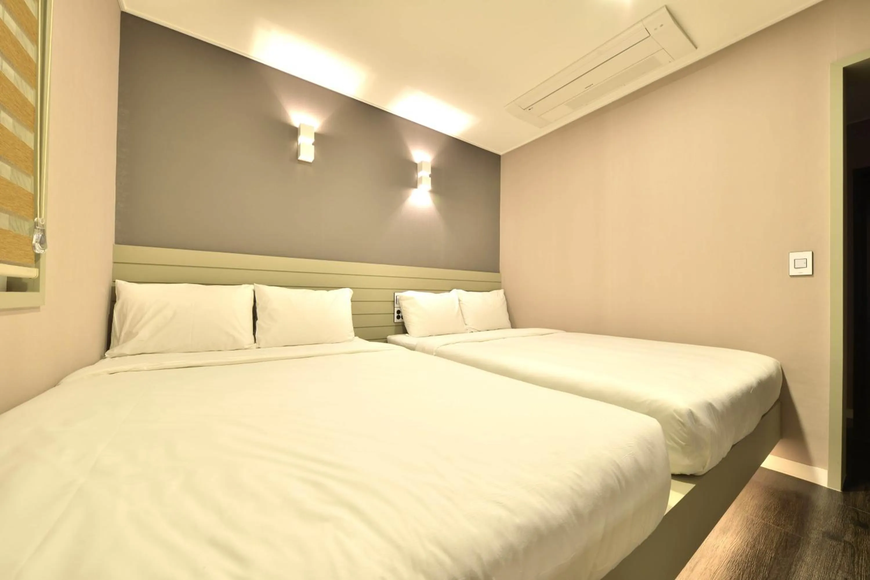 Bedroom, Bed in With U Hotel & Guesthouse