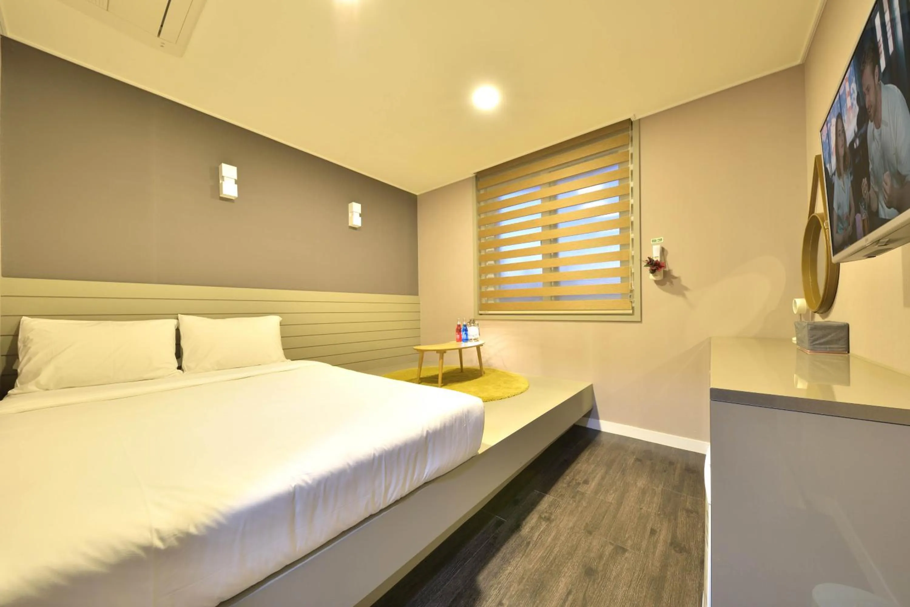Bed in With U Hotel & Guesthouse
