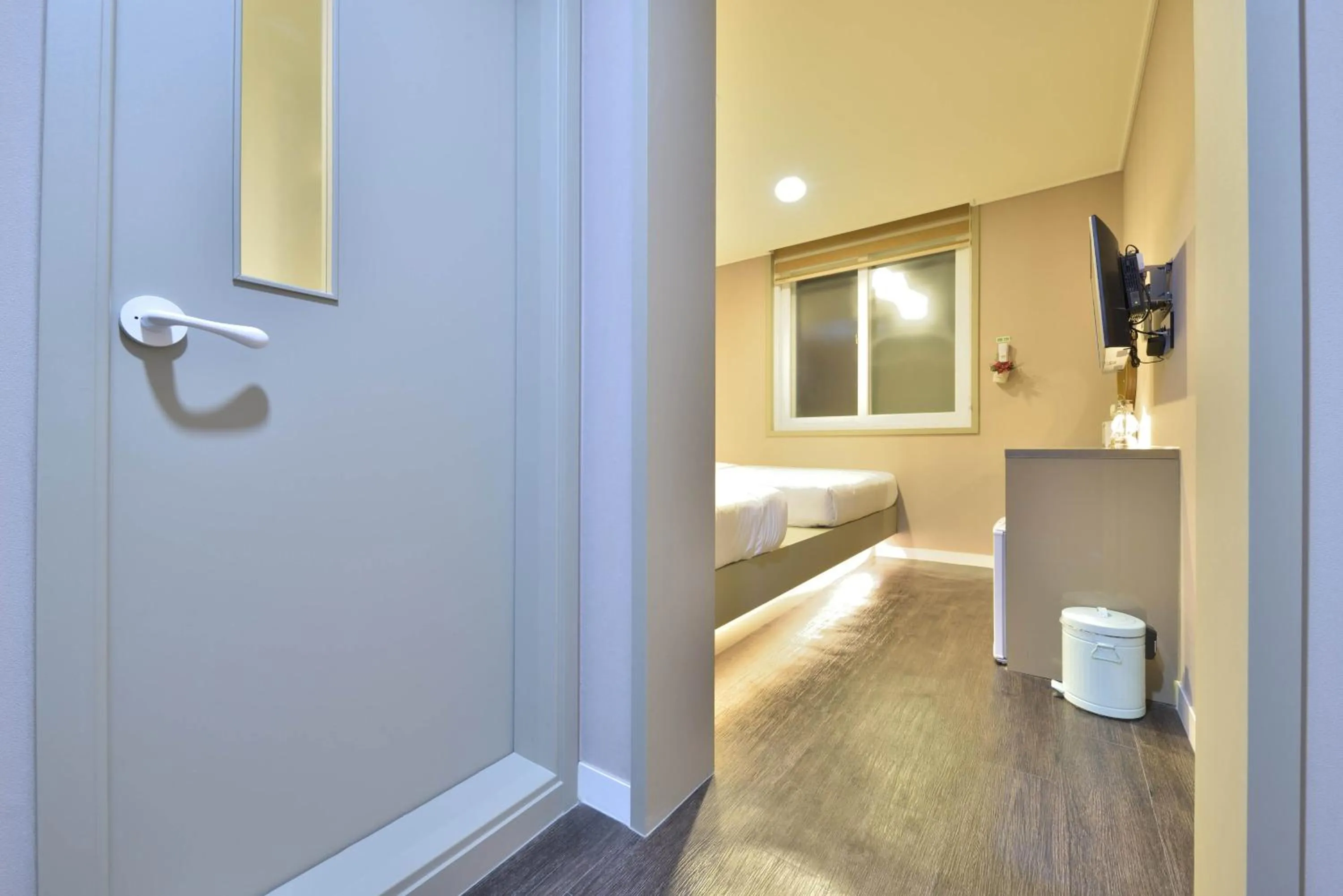 Bedroom, Bed in With U Hotel & Guesthouse