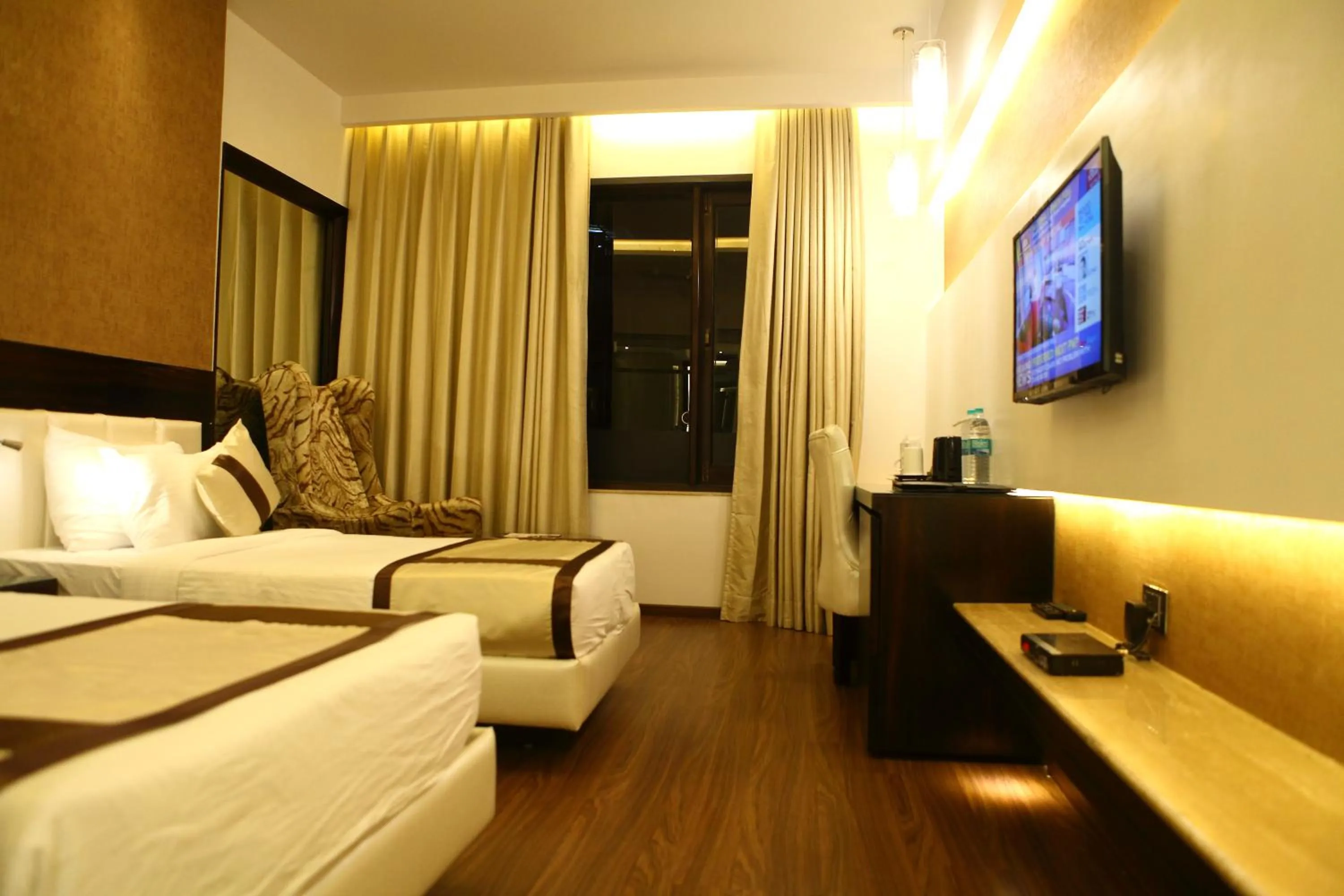 Bedroom, Bed in Viceroy Inn Dehradun