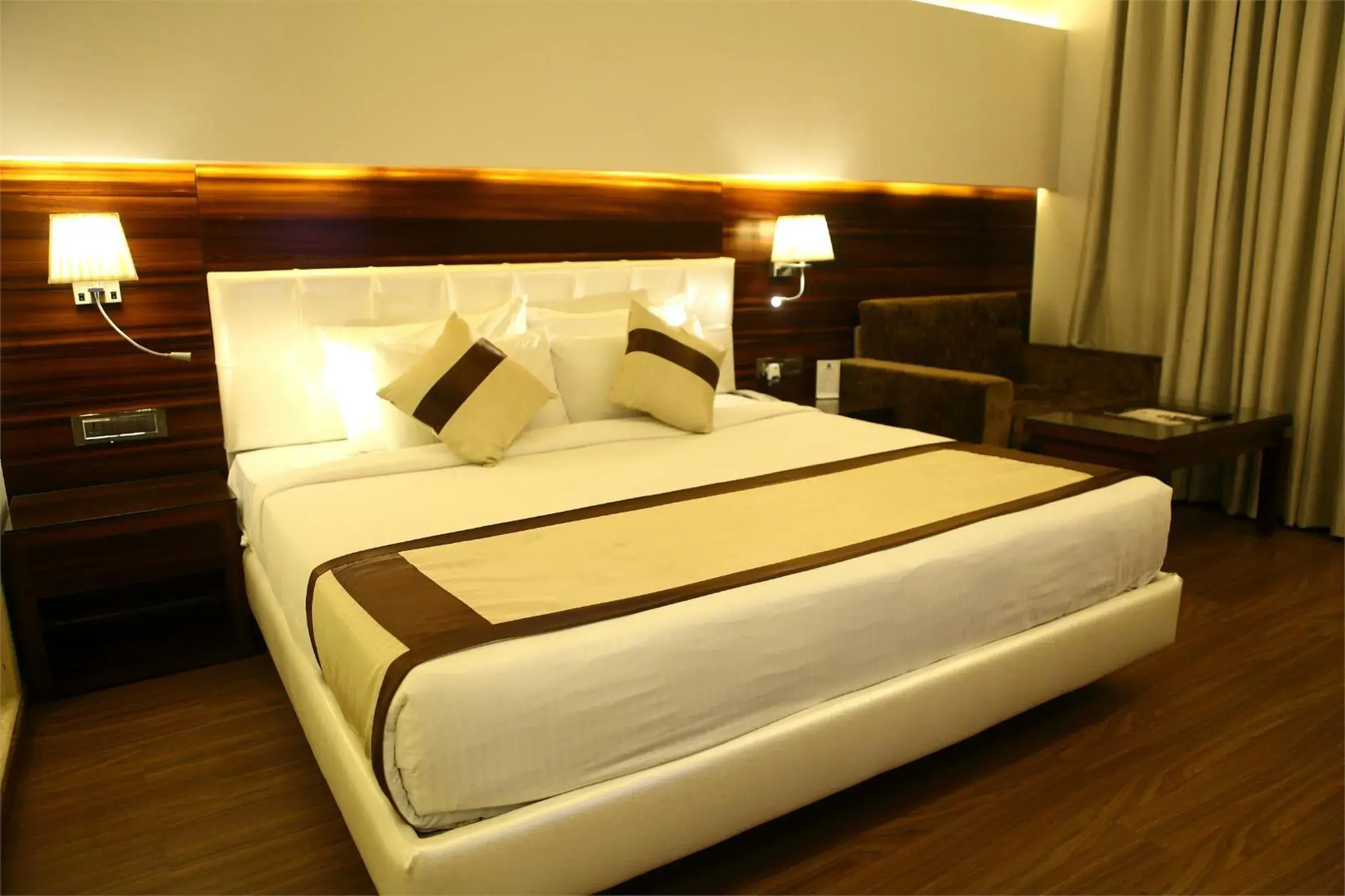 Deluxe Double Room - single occupancy in Viceroy Inn Dehradun Deluxe Double Room - single occupancy in Viceroy Inn Dehradun