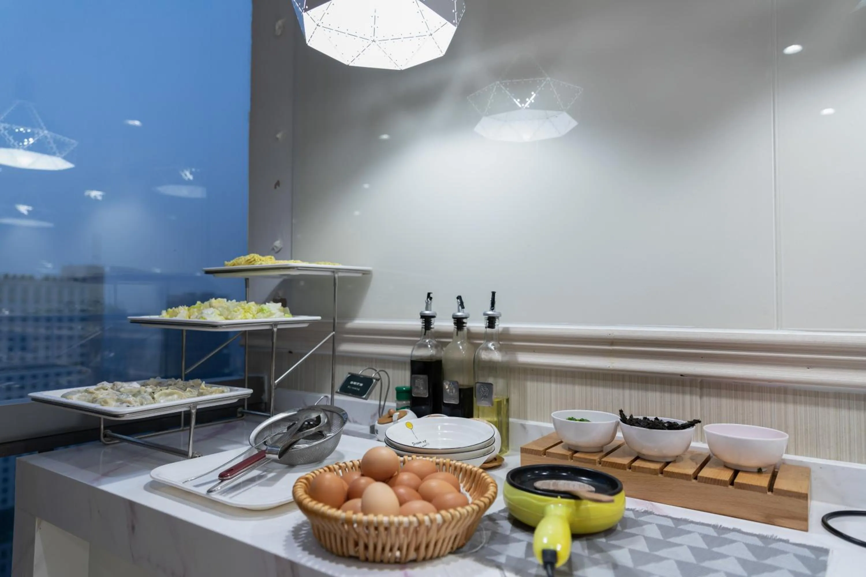 Breakfast in Yimi MIX International Apartment