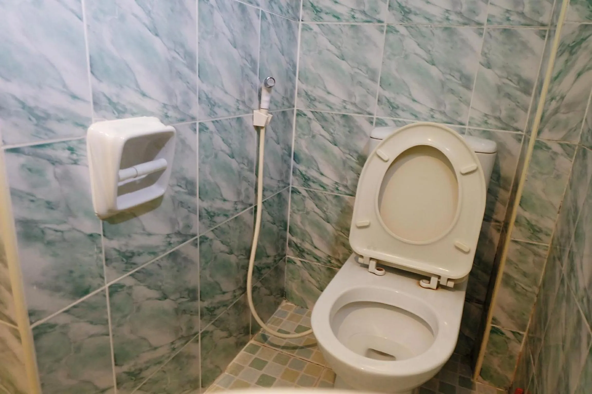 Shower in Orchid House