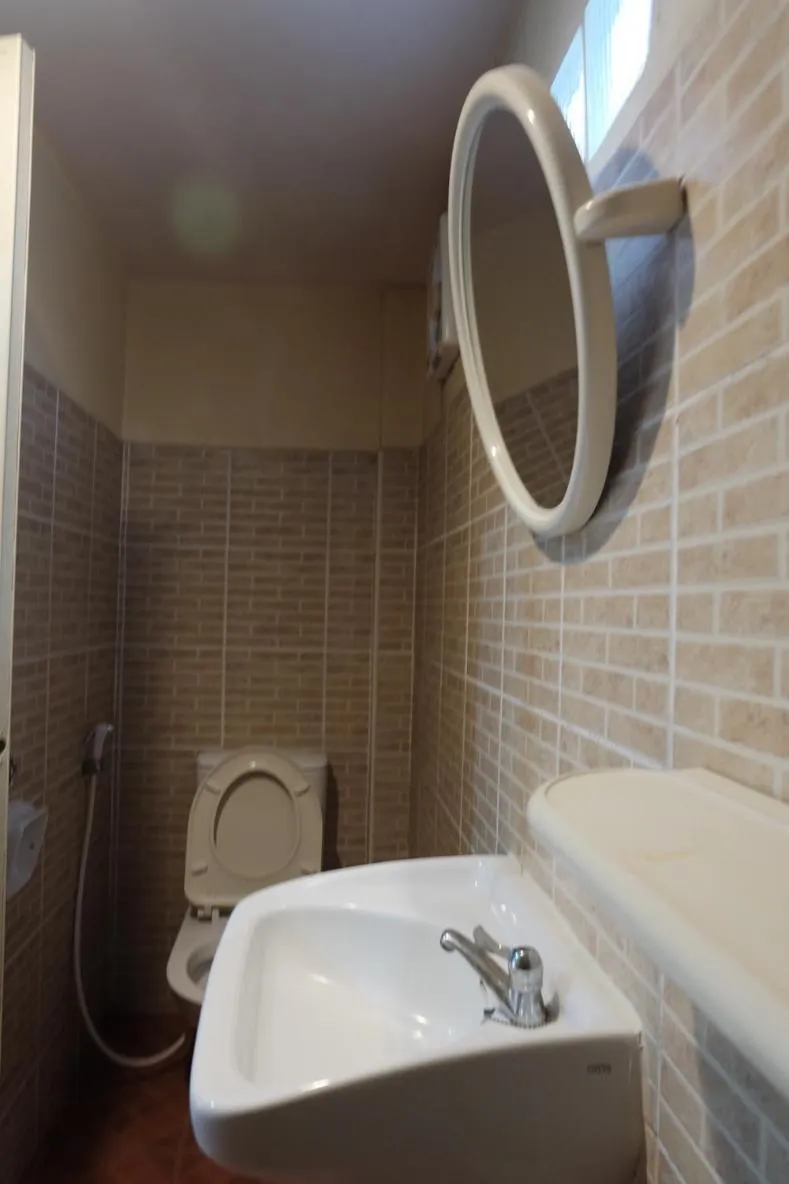 Bathroom in Orchid House