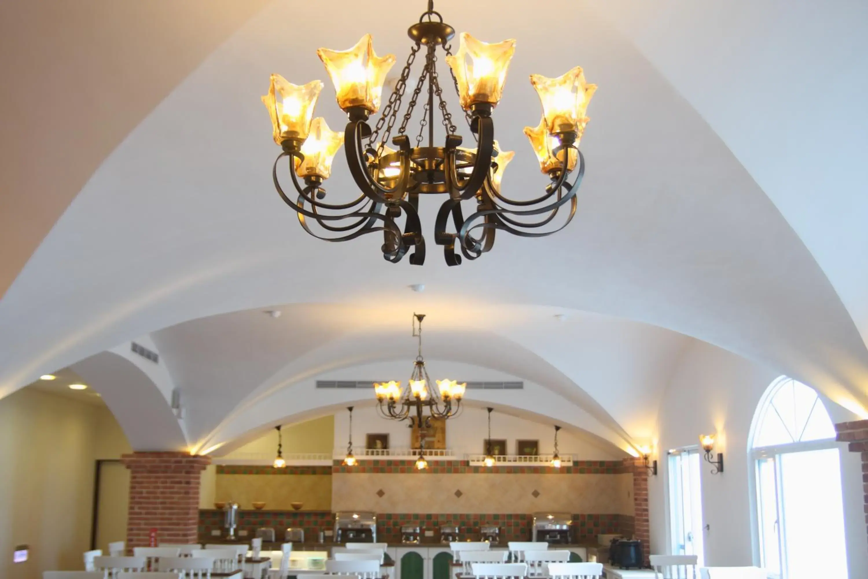 Restaurant/places to eat in Hotel Bayview Restaurant/places to eat in Hotel Bayview