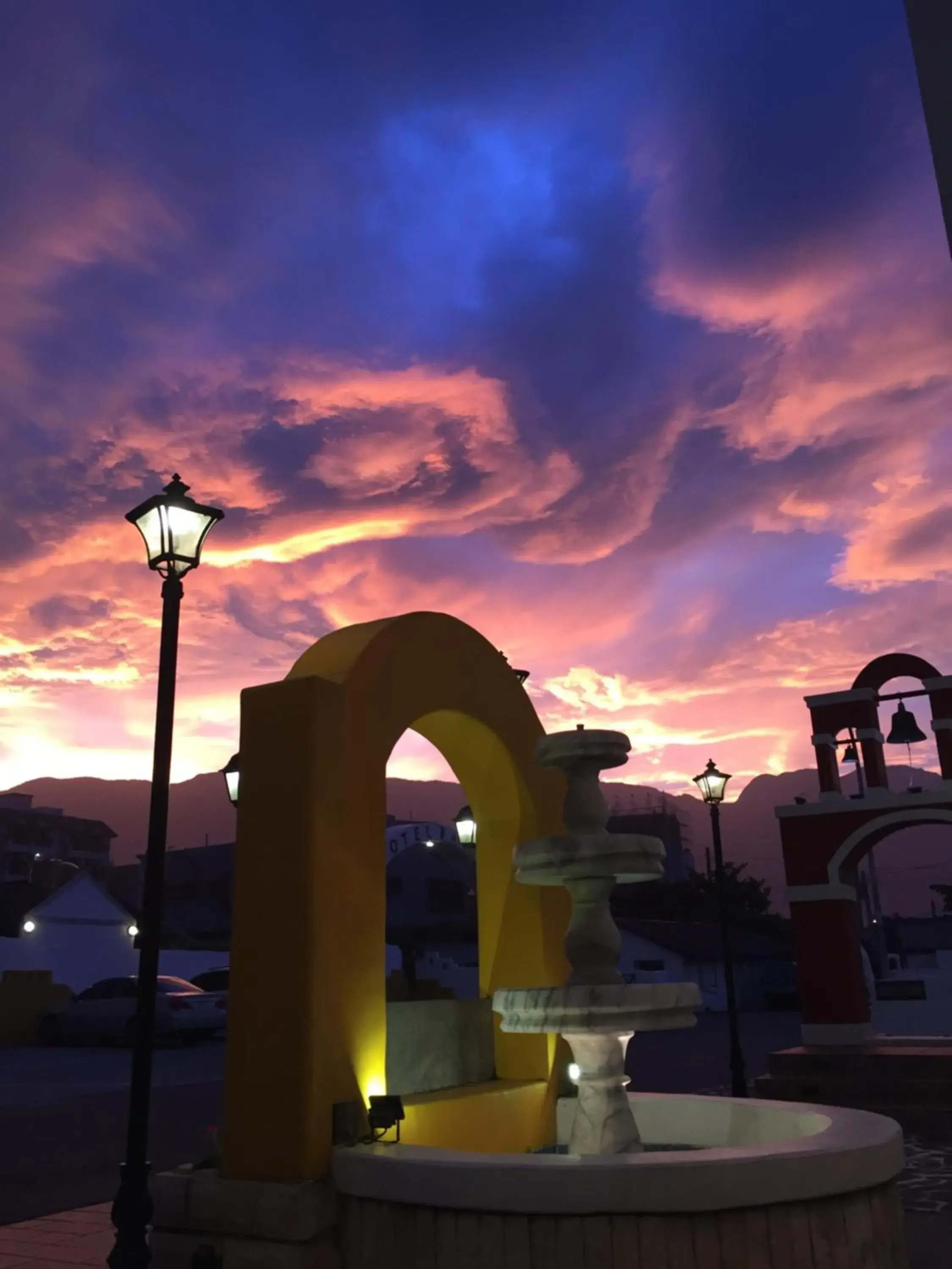 Facade/entrance in Hotel Bayview Facade/entrance in Hotel Bayview