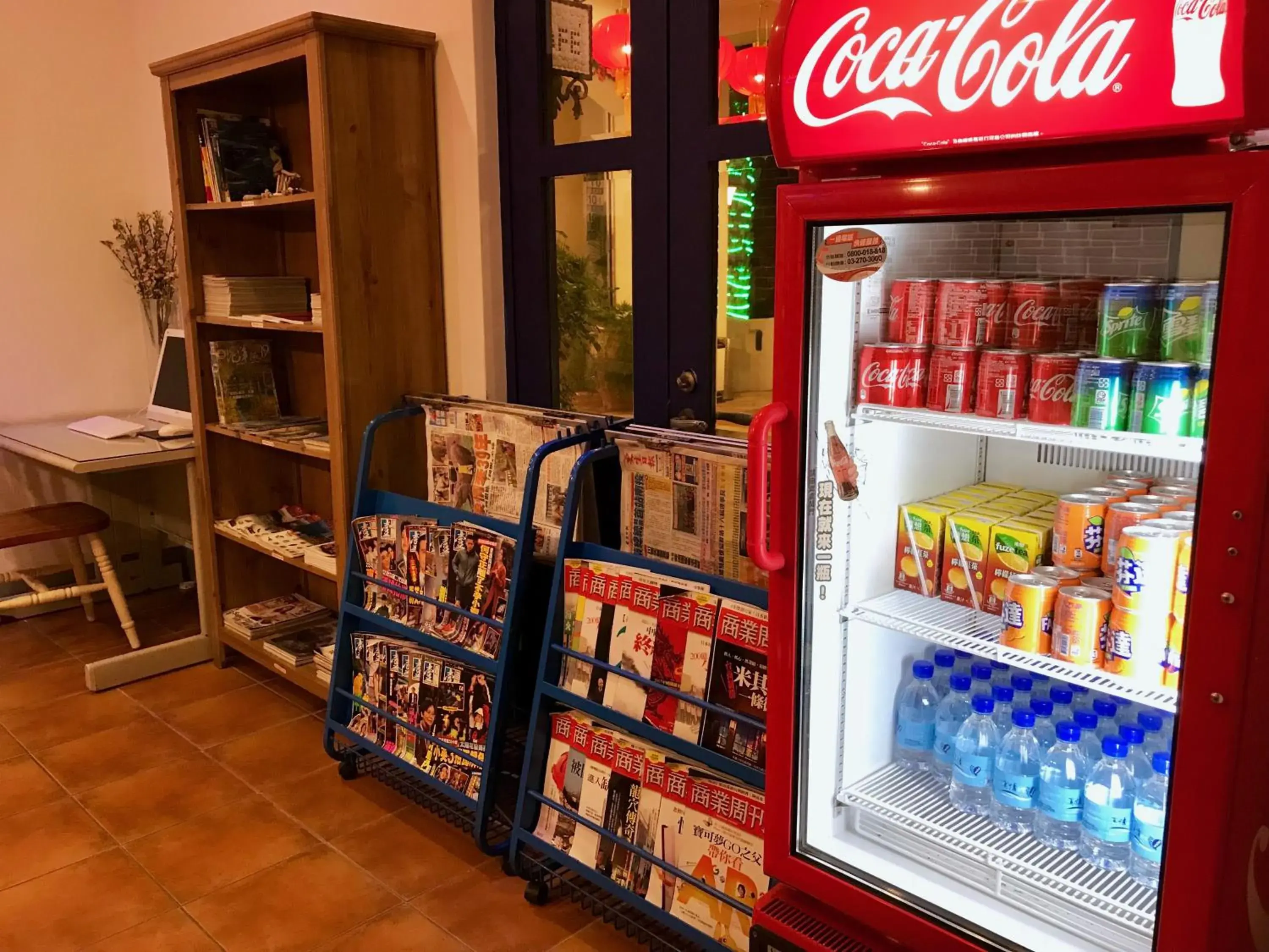 Lounge or bar in Hotel Bayview Lounge or bar in Hotel Bayview