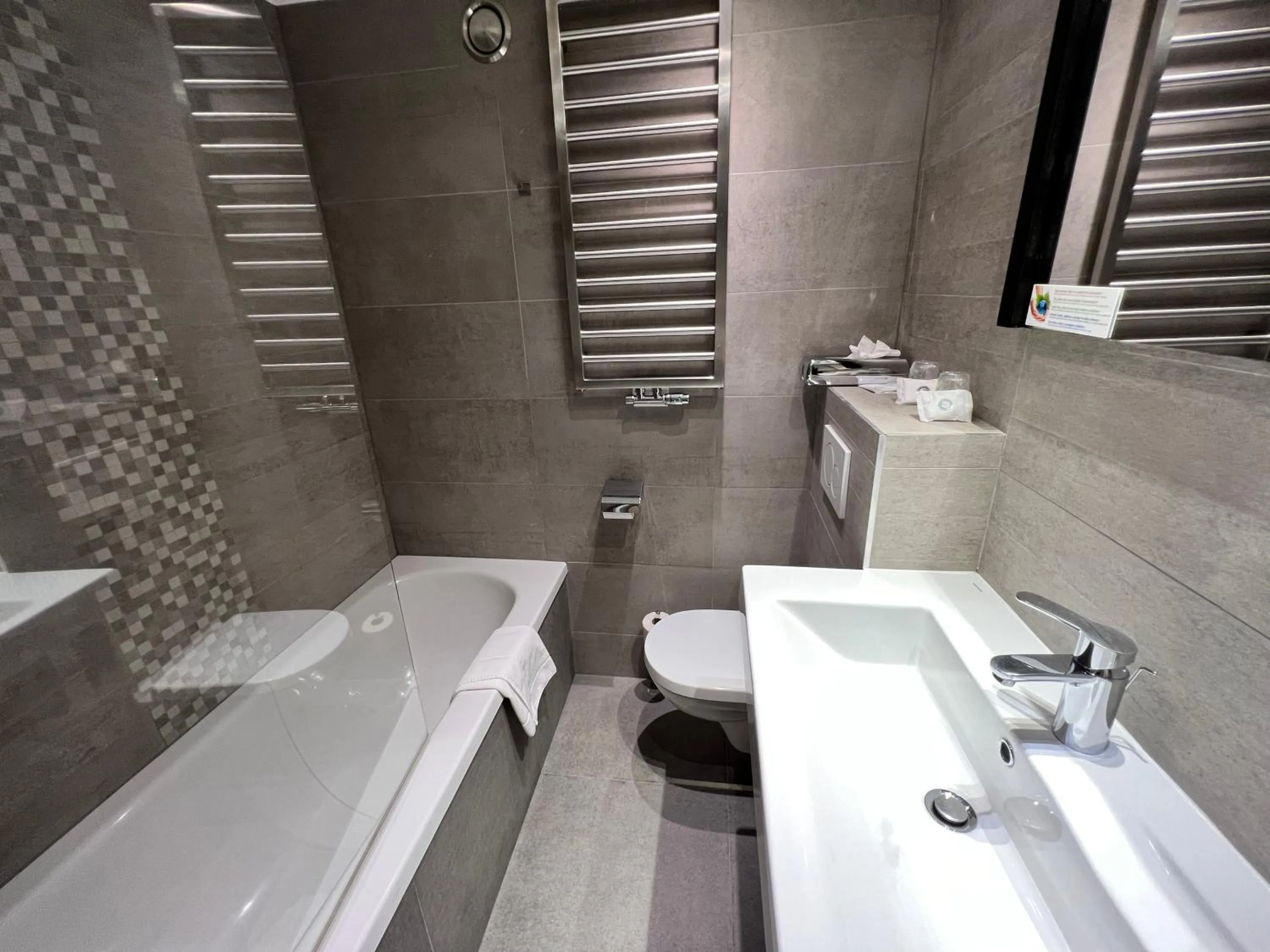 Bathroom in Best Western Hotel Royal Centre