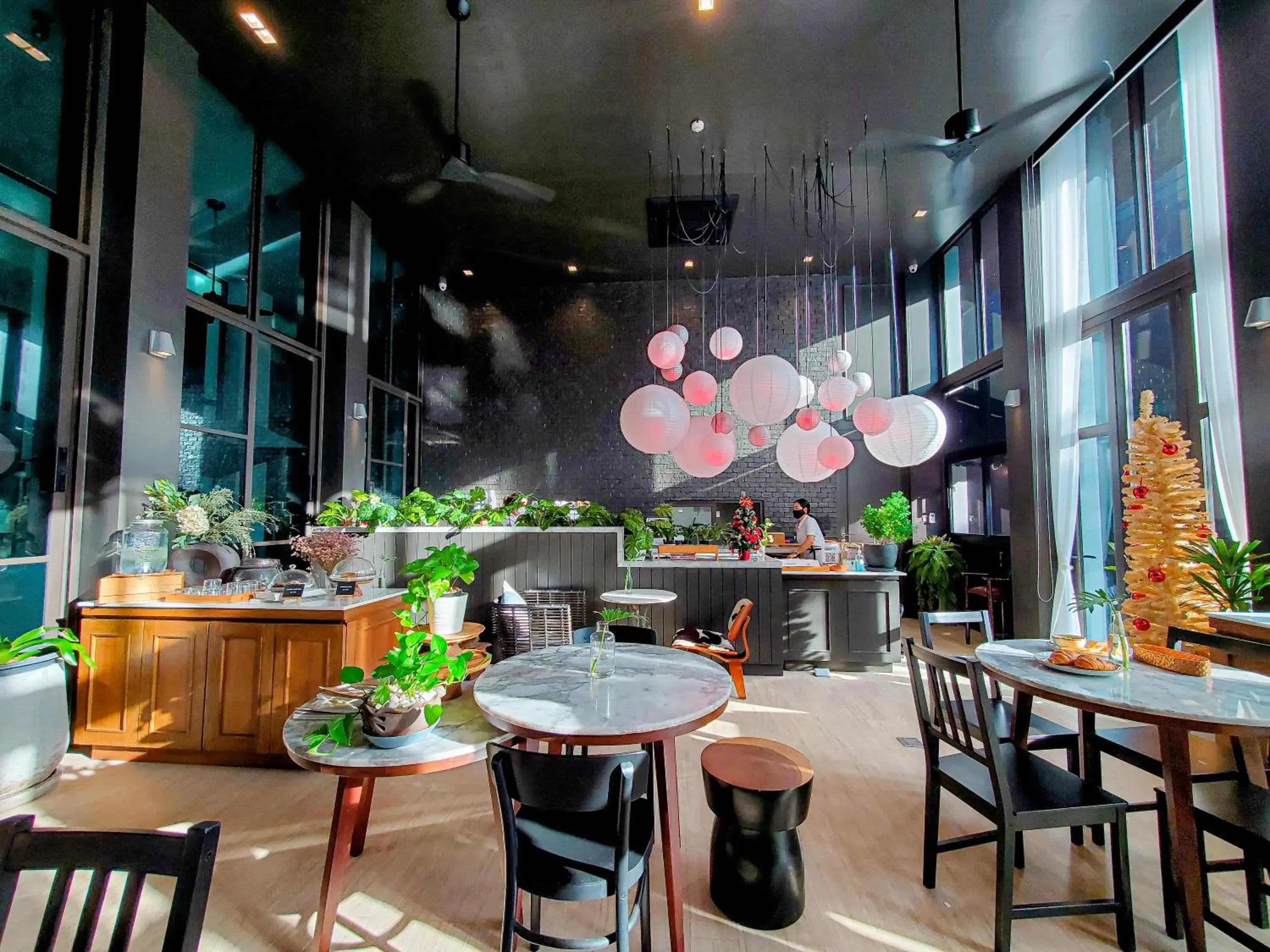 Restaurant/places to eat in Saturdays Residence by Brown Starling Restaurant/places to eat in Saturdays Residence by Brown Starling