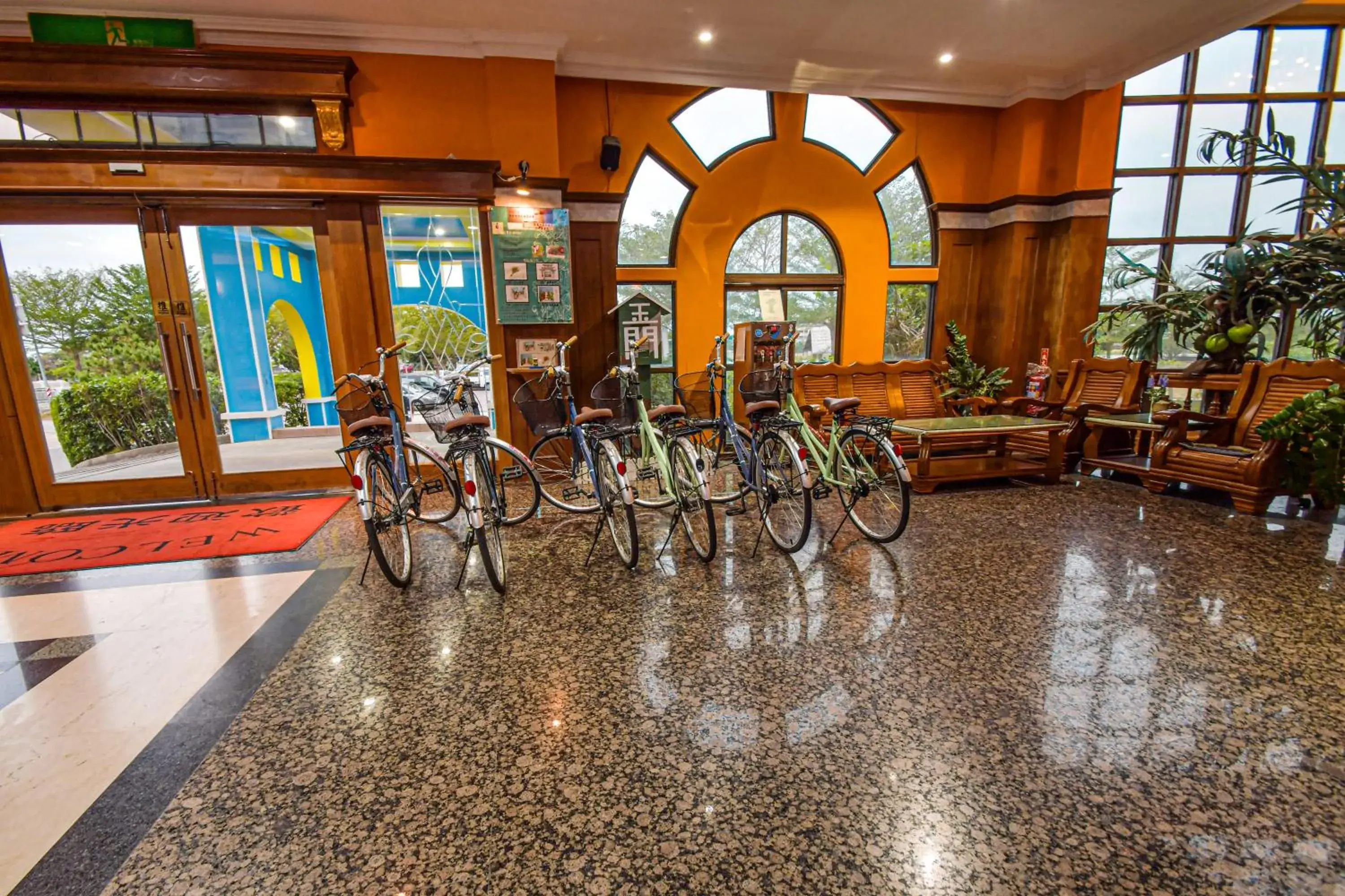 Banquet/Function facilities in Jinsa Lakeside View Resort Banquet/Function facilities in Jinsa Lakeside View Resort