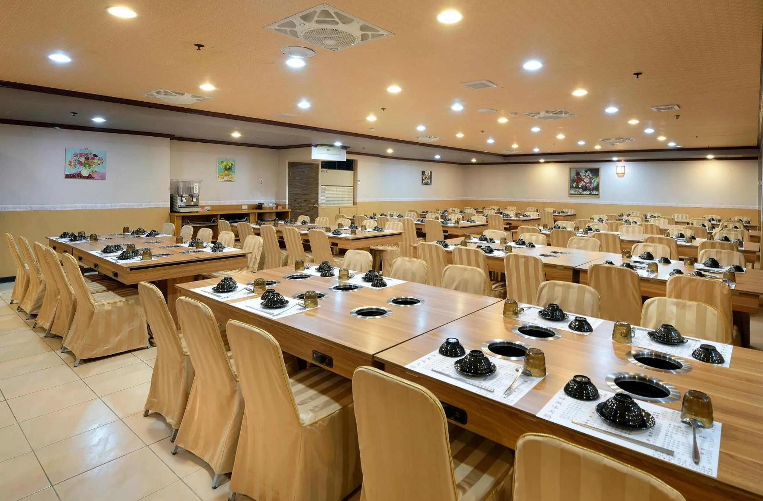 Jinsa Lakeside View Resort