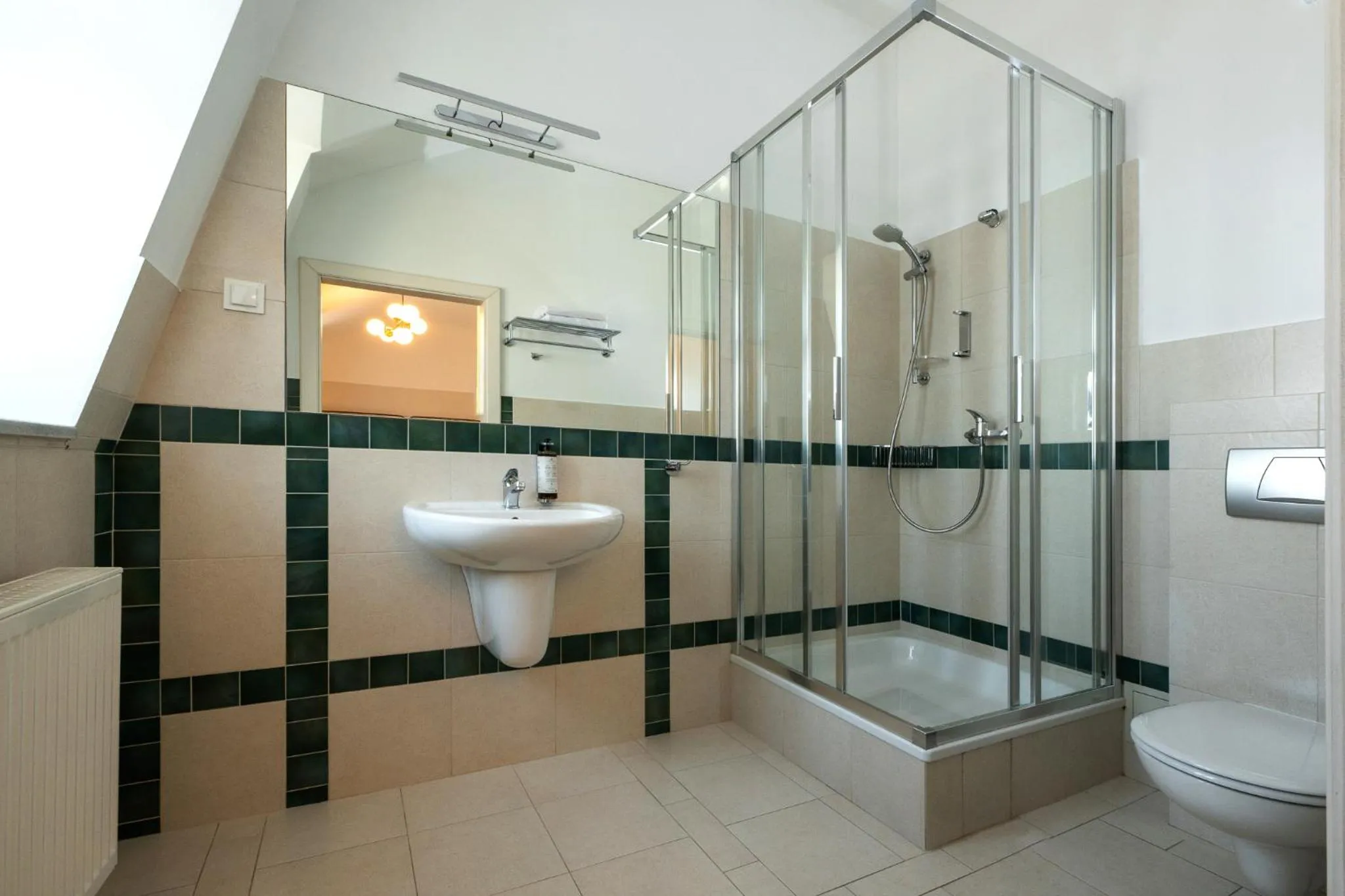 Shower in Hotel Palladian