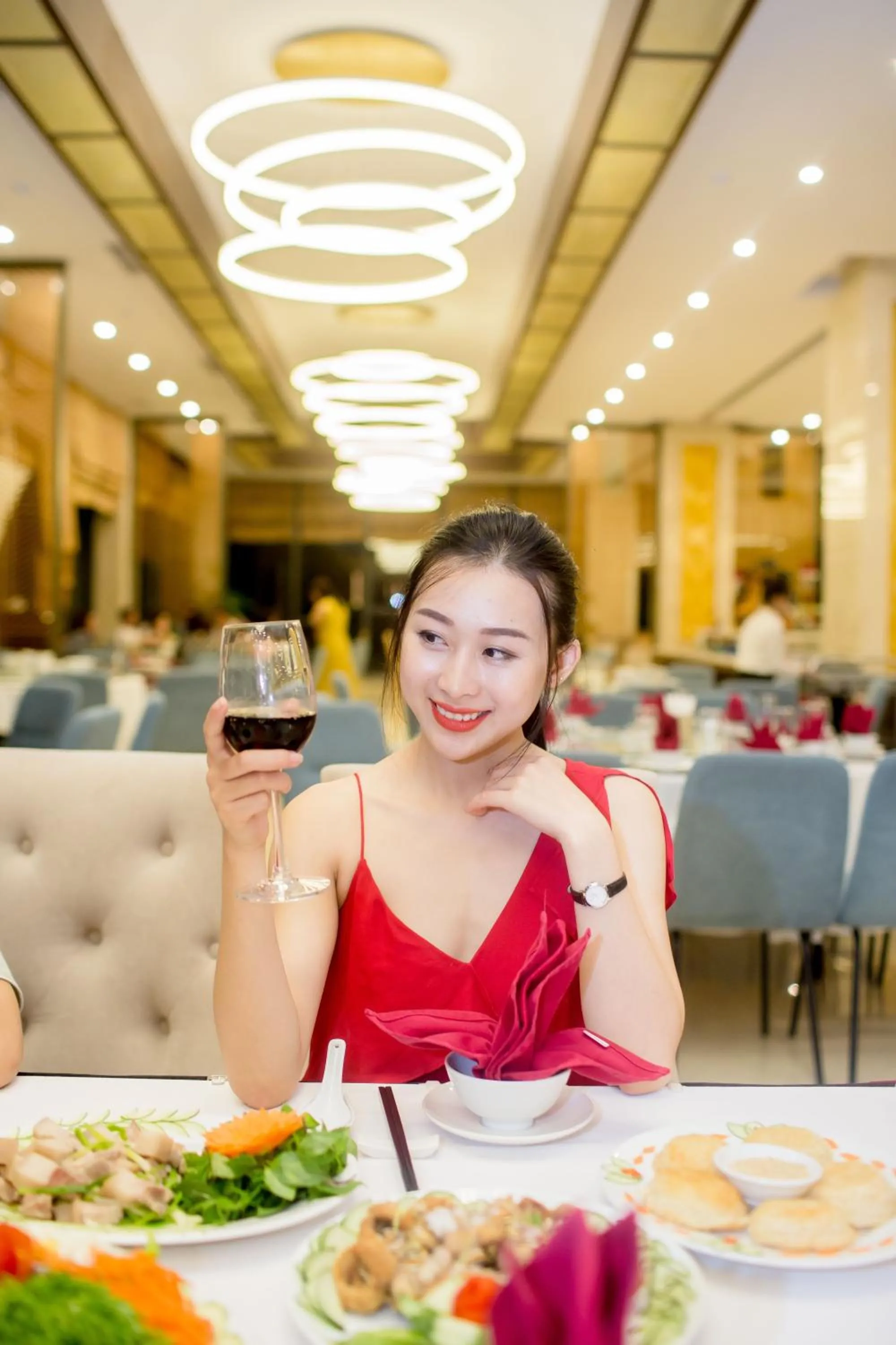 Restaurant/places to eat in Muong Thanh Luxury Dien Lam
