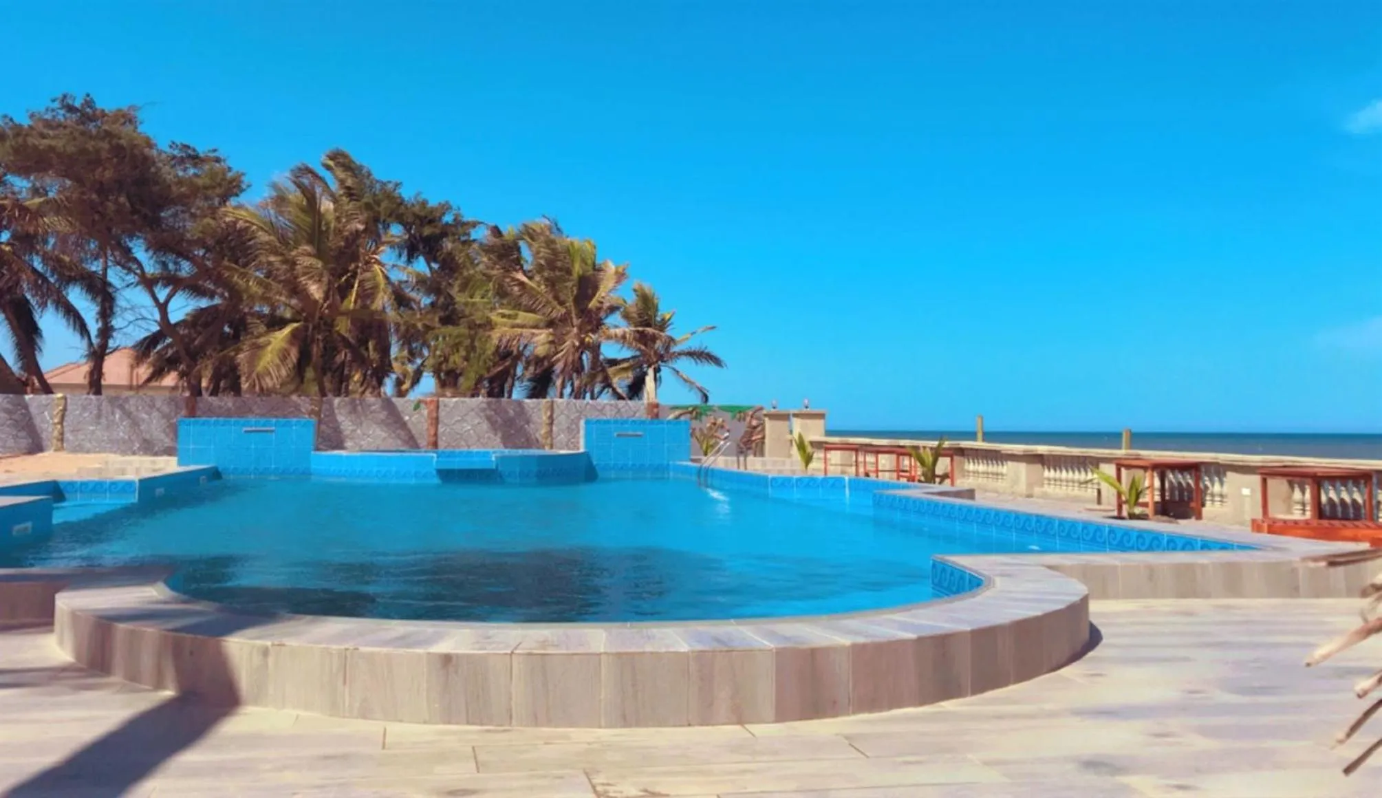 Swimming pool in Coconut Pointe Villa & Beach Resort