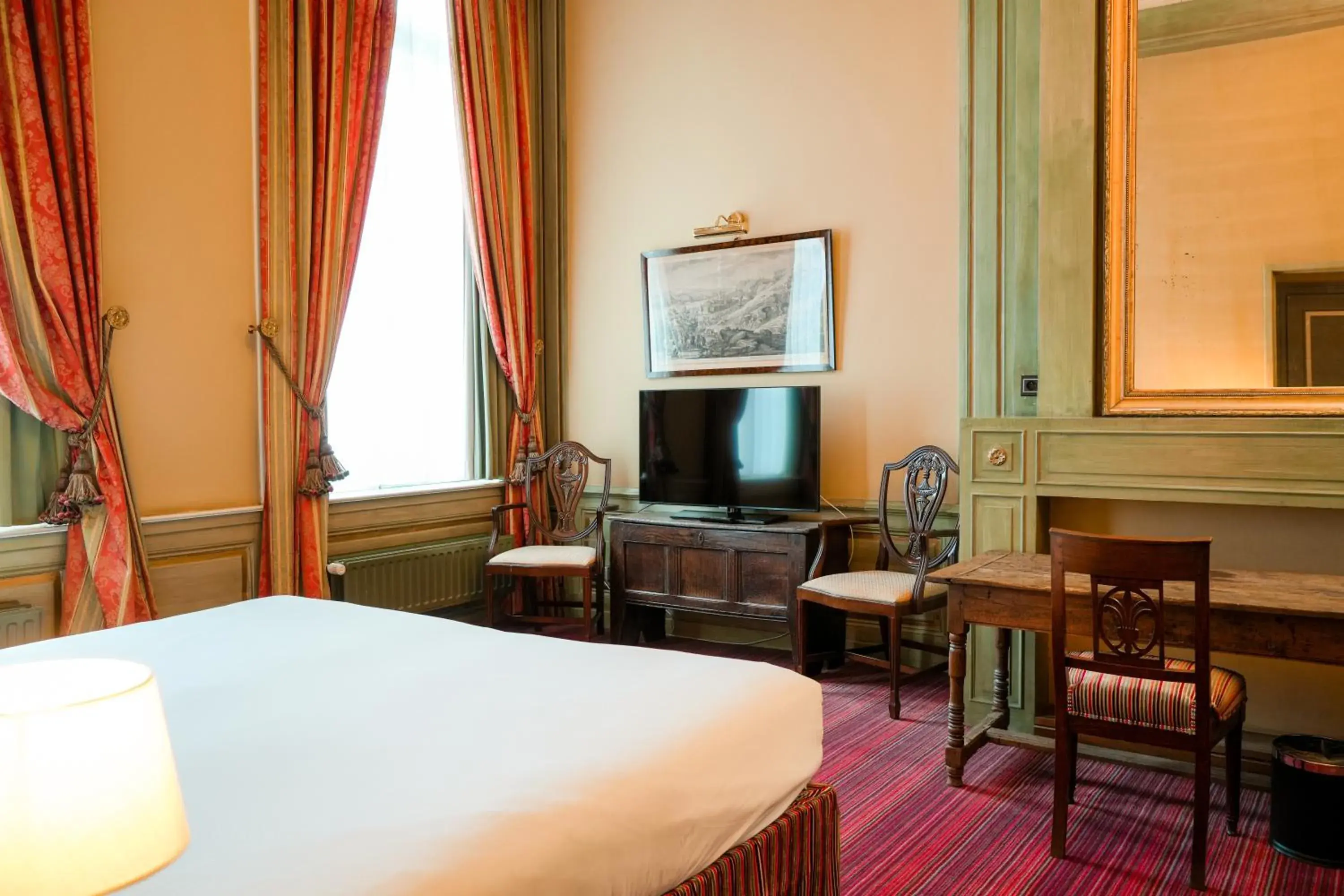 Bedroom, Bed in Martin's Relais Bedroom, Bed in Martin's Relais