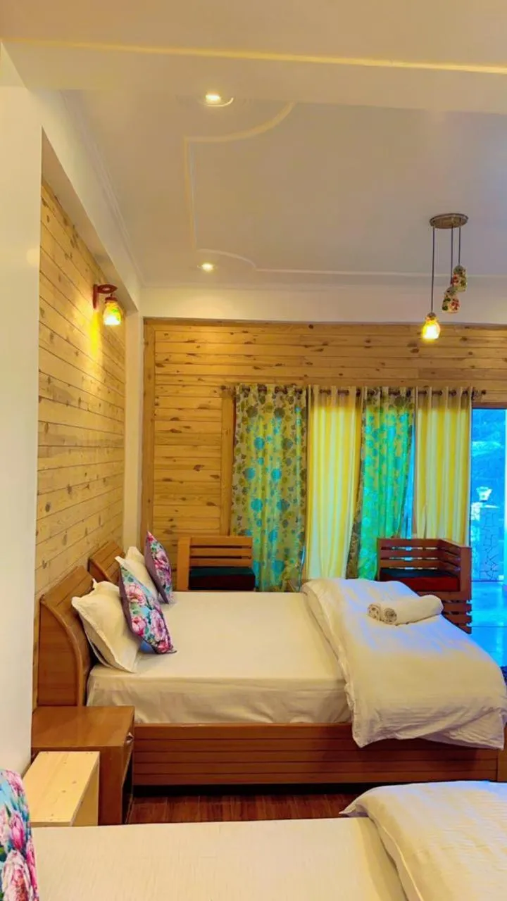 Bed in The Golden Peak, Hotel