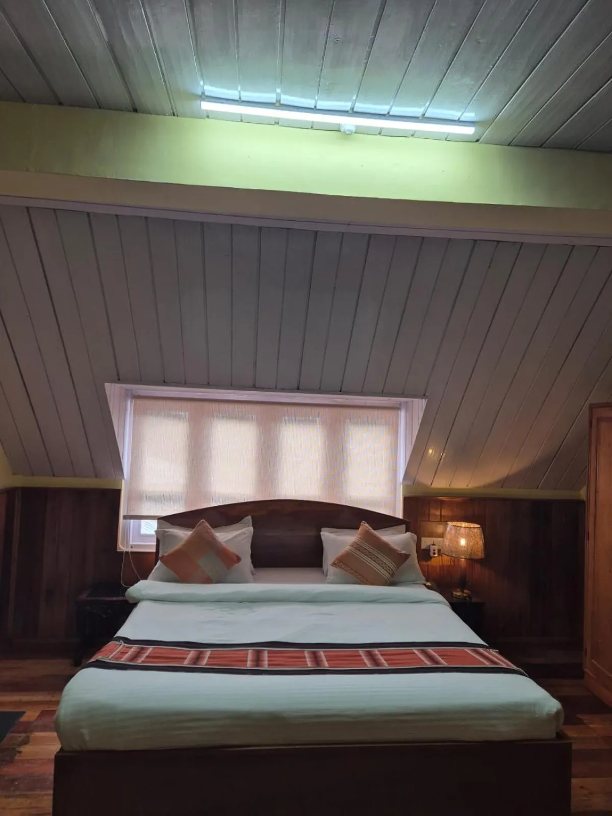 Bedroom, Bed in Pemaling Lords Inn Dirang