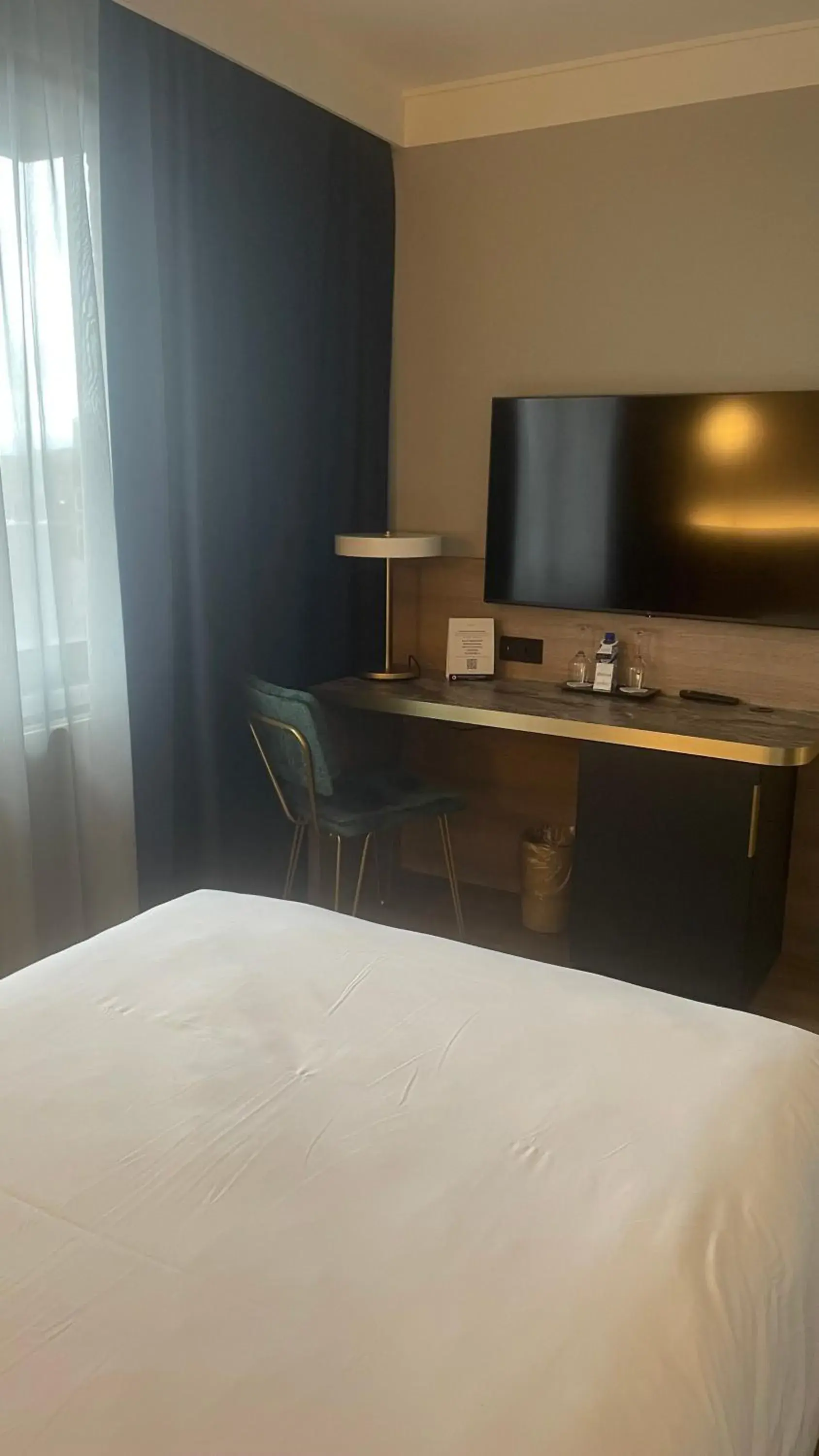 Bed in Gresham Belson Hotel Brussels Bed in Gresham Belson Hotel Brussels