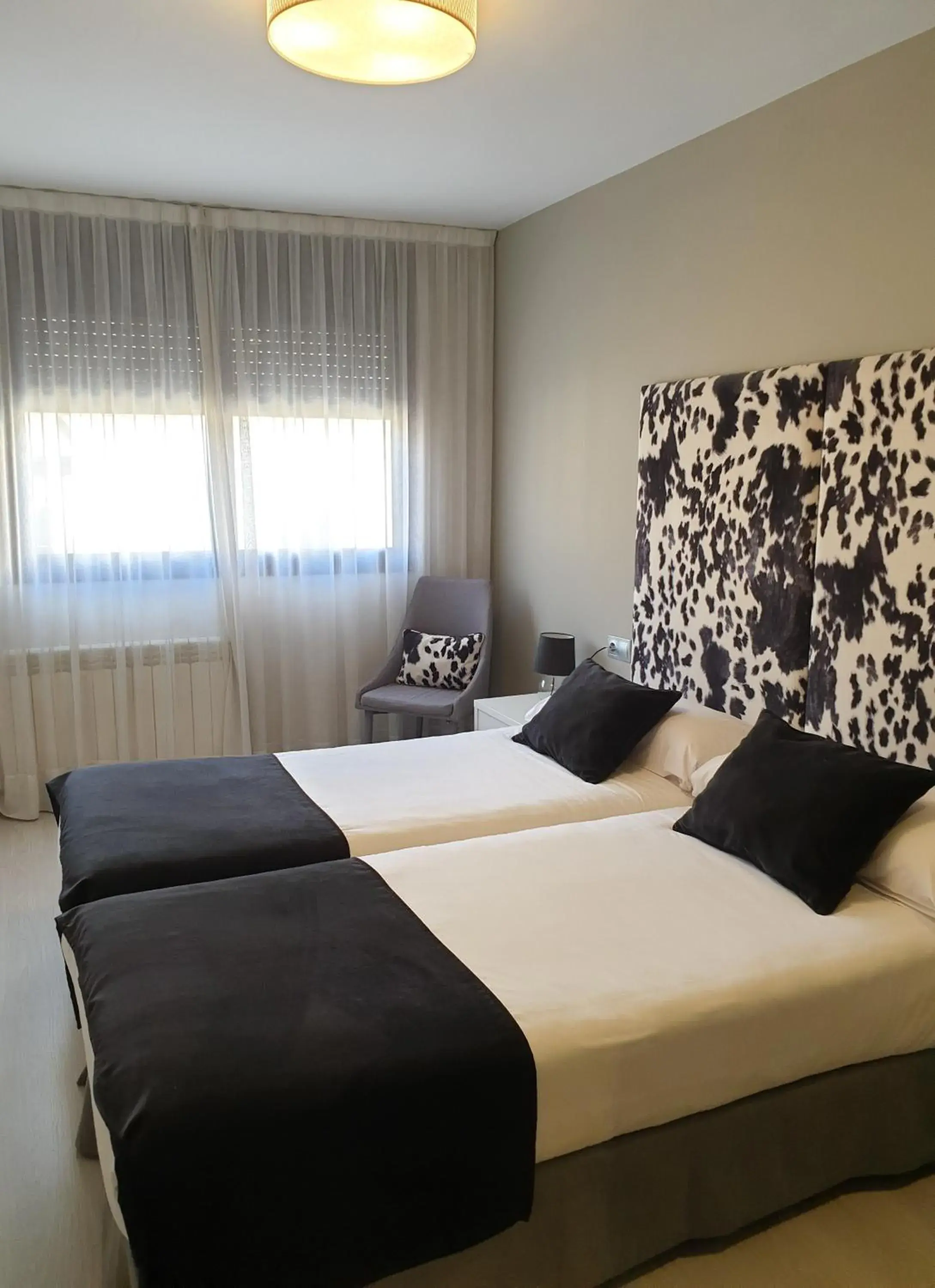 Bedroom, Bed in Apartamentos Real Lleida Bedroom, Bed in Apartamentos Real Lleida