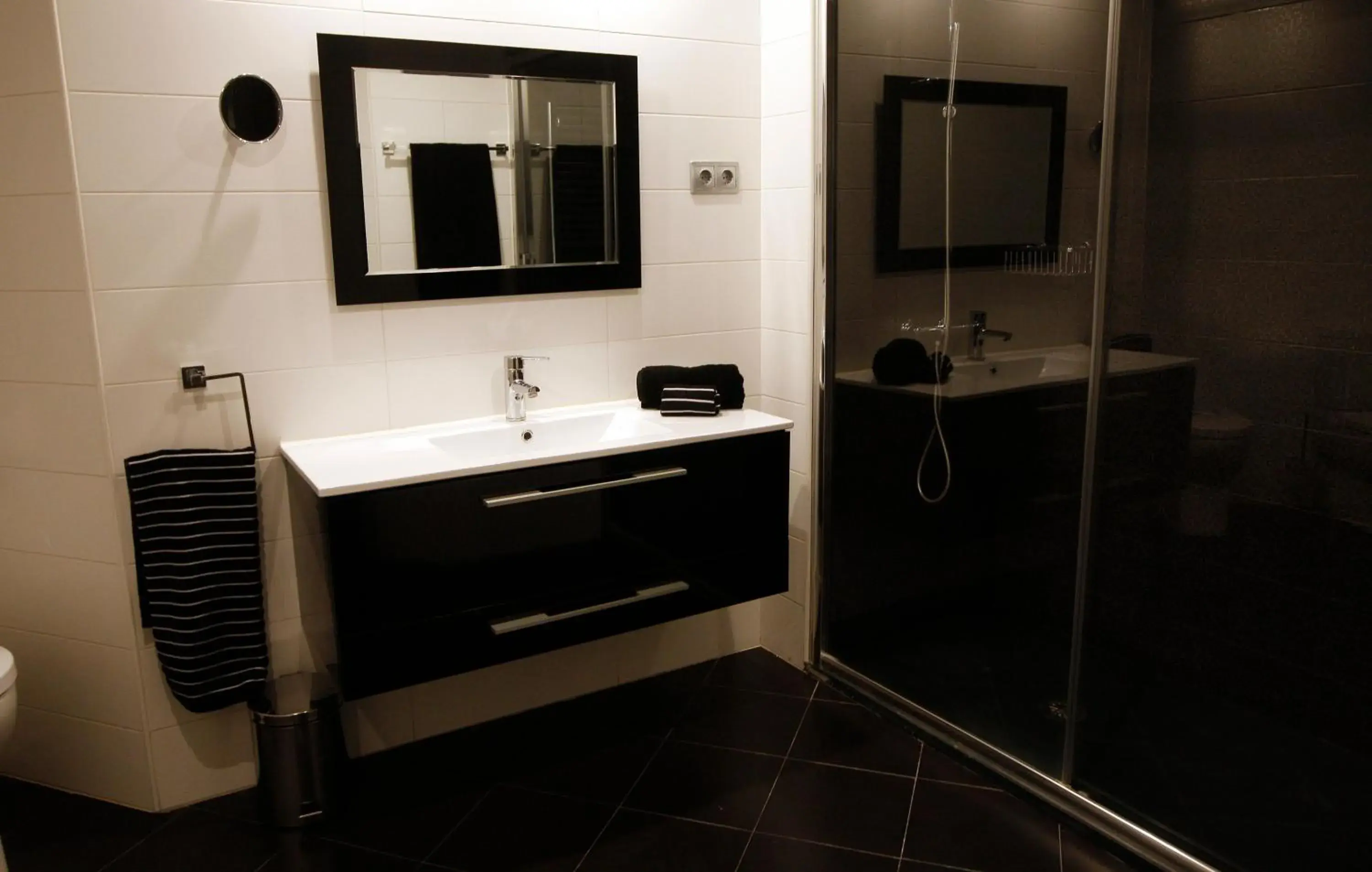 Bathroom in Apartamentos Real Lleida Bathroom in Apartamentos Real Lleida