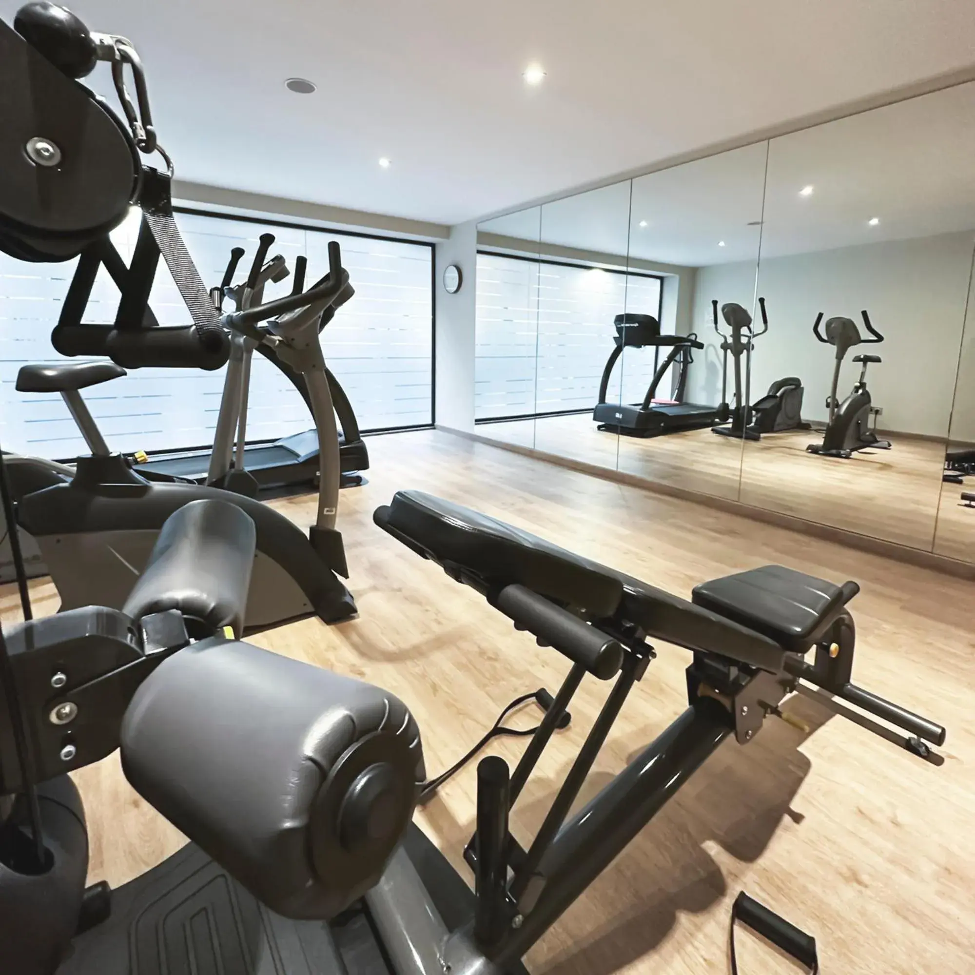 Property building in Apartamentos Real Lleida Property building in Apartamentos Real Lleida