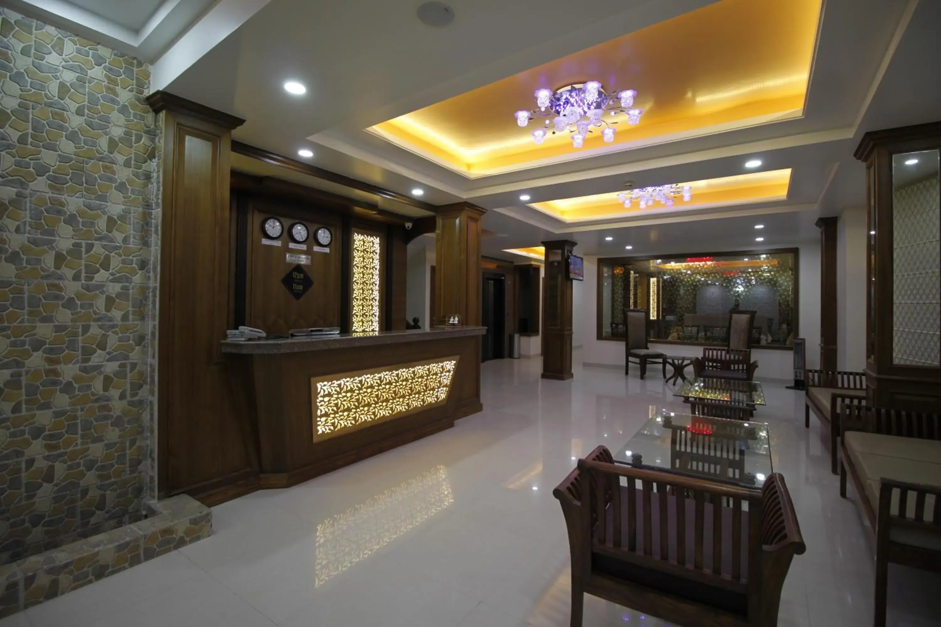 Lobby or reception in Rock Castle By DLS Hotels Lobby or reception in Rock Castle By DLS Hotels