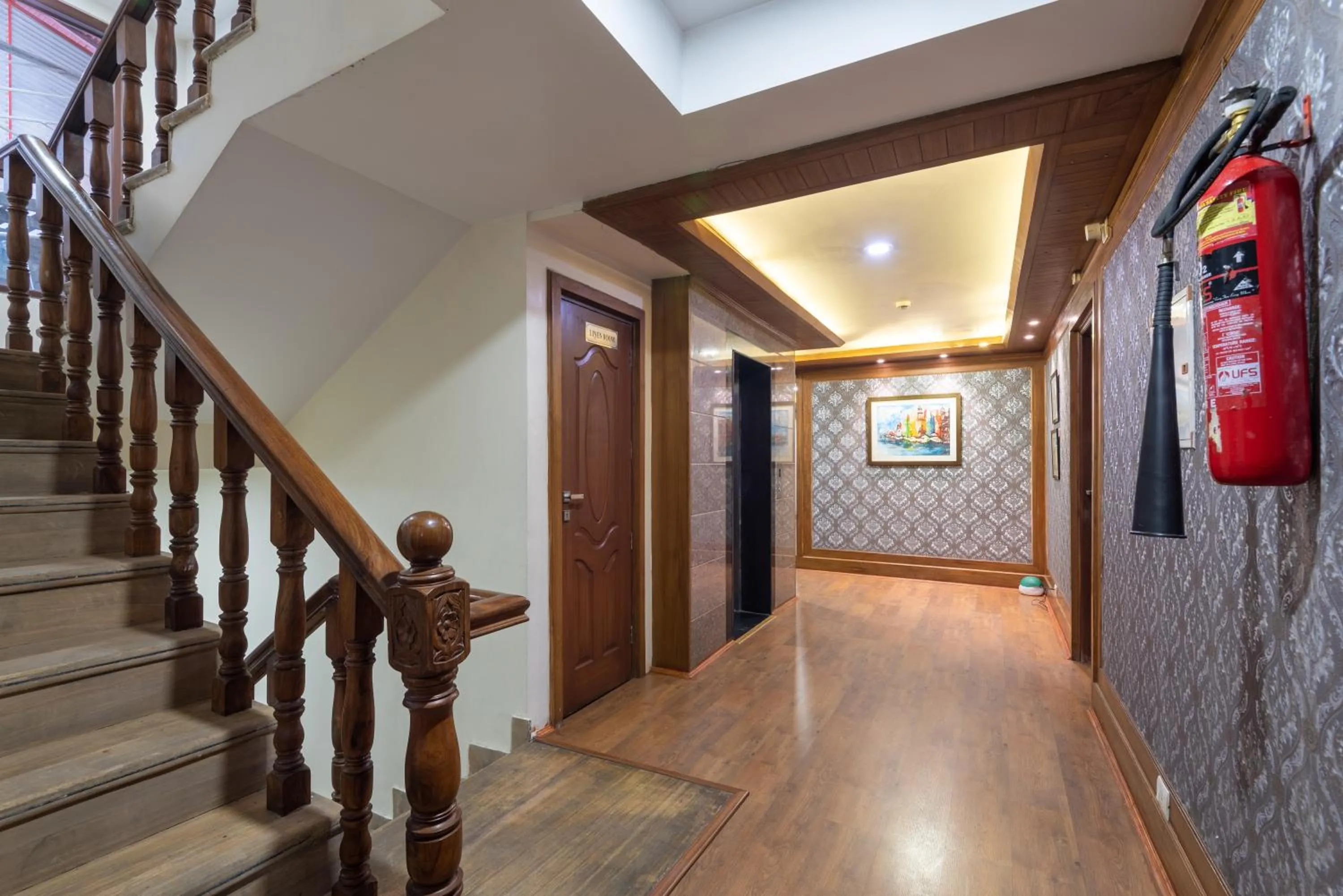 Lobby or reception in Rock Castle By DLS Hotels