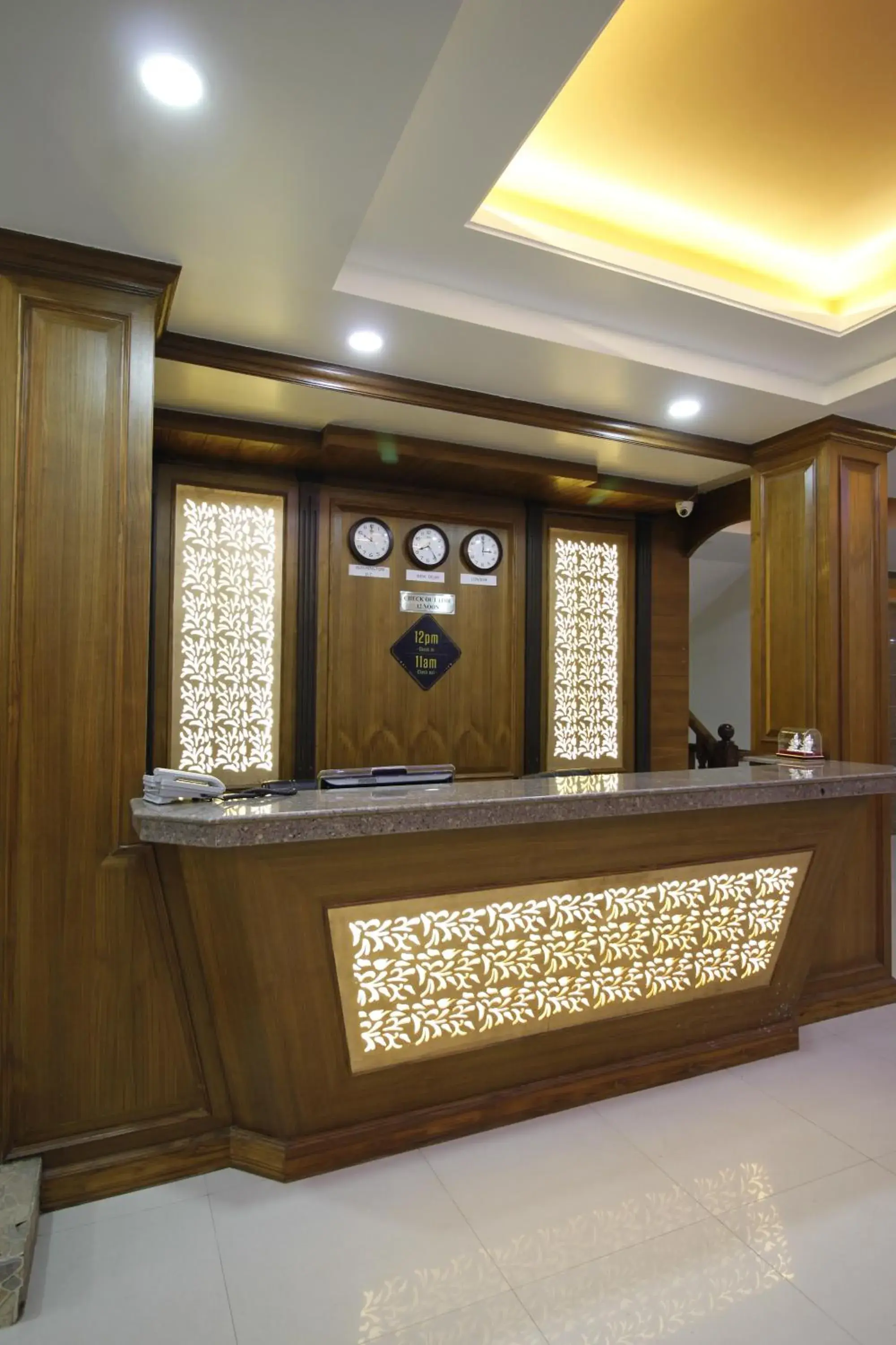 Lobby or reception in Rock Castle By DLS Hotels Lobby or reception in Rock Castle By DLS Hotels