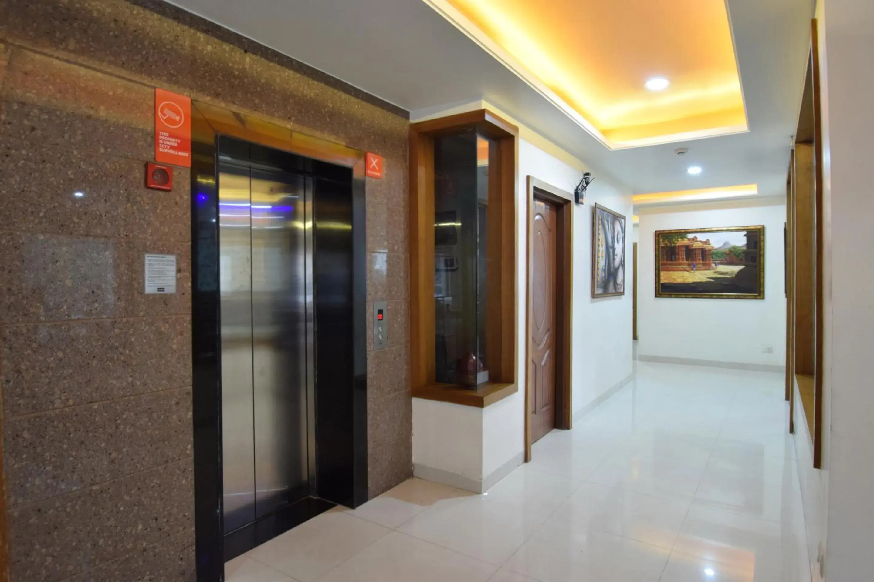 Lobby or reception in Rock Castle By DLS Hotels Lobby or reception in Rock Castle By DLS Hotels