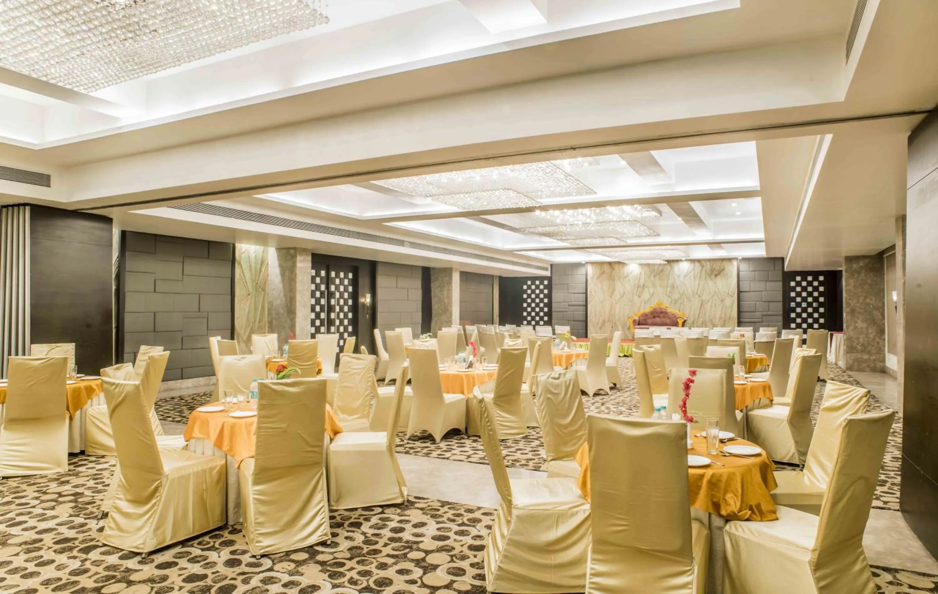 Banquet/Function facilities in The Citi Residenci Hotel - Durgapur