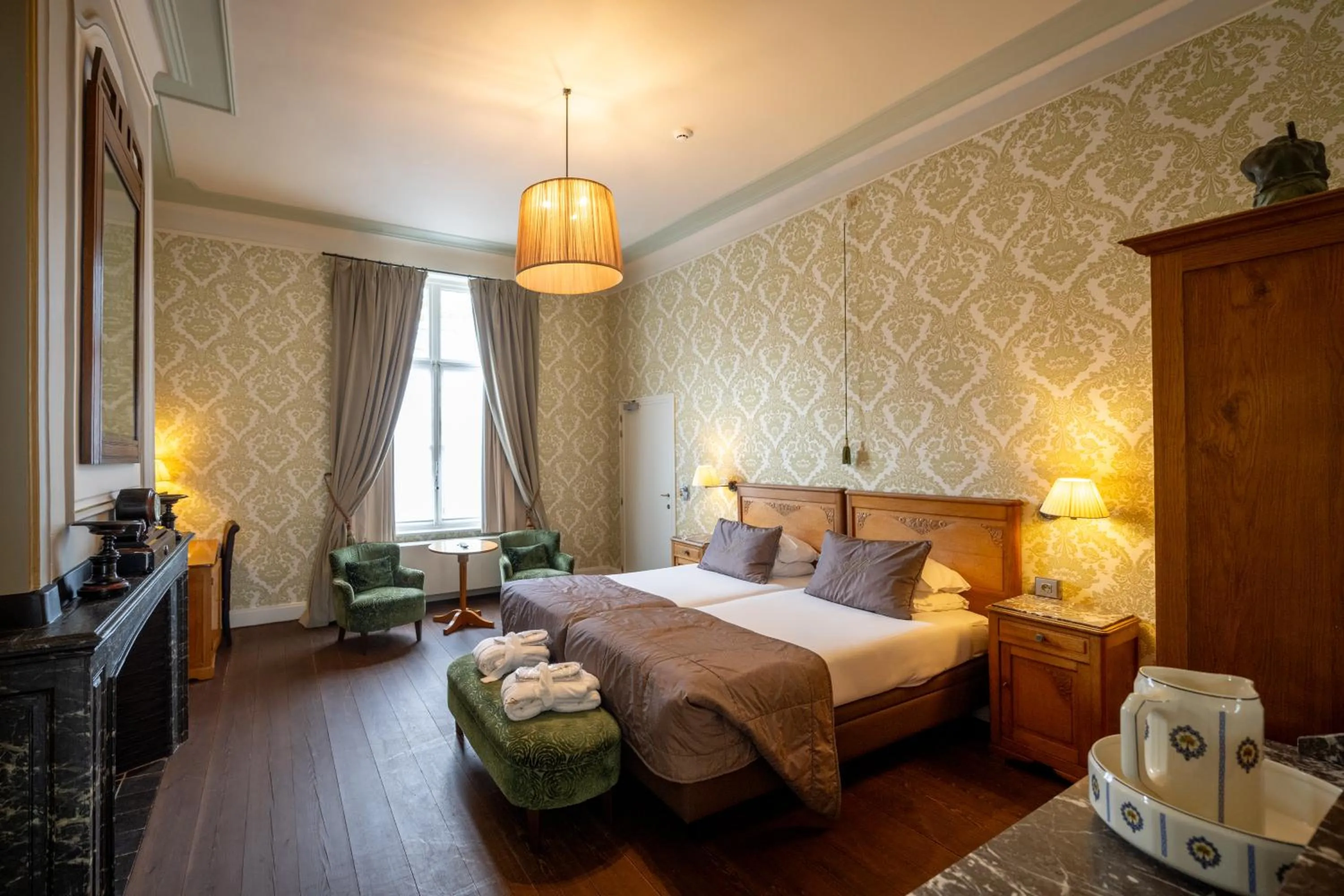 Bedroom, Bed in Hotel Jan Brito