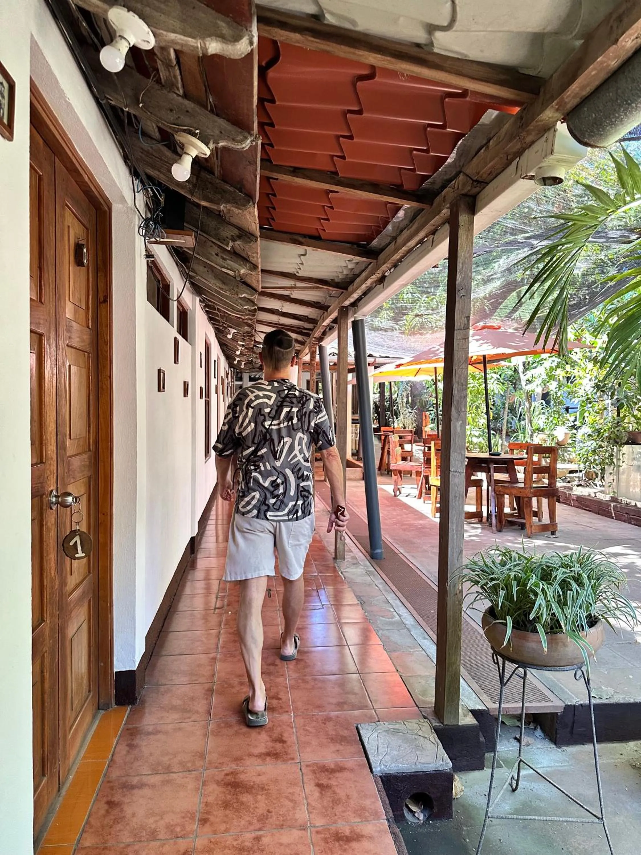 Property building in Casa de Los Berrios