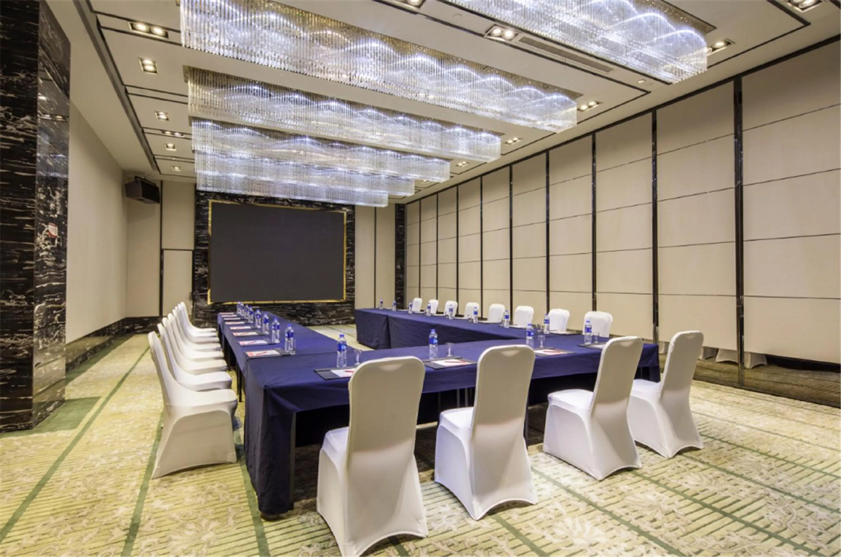 Meeting/conference room in Ramada Plaza Qiandeng Kunshan