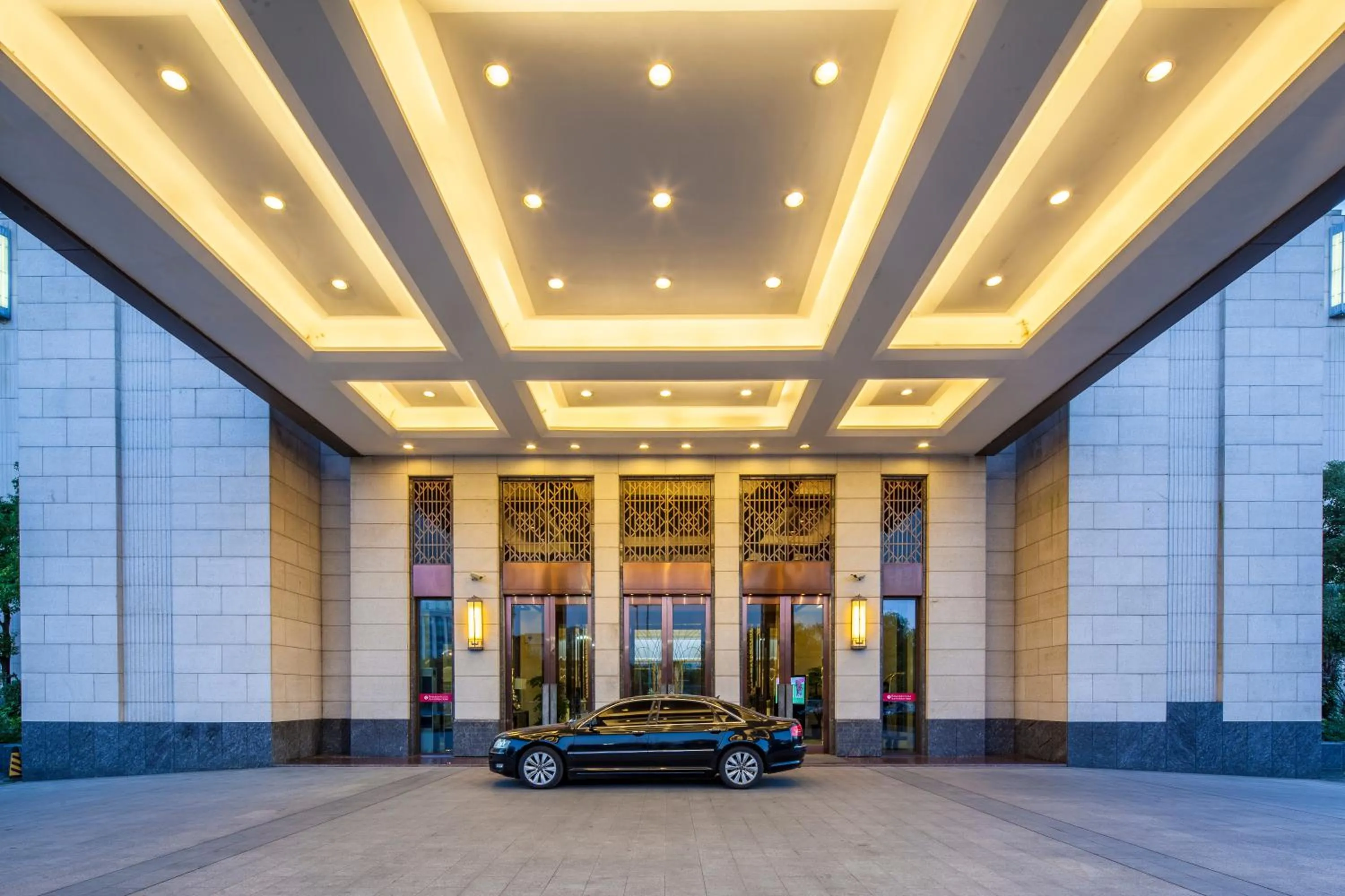 Property building in Ramada Plaza Qiandeng Kunshan