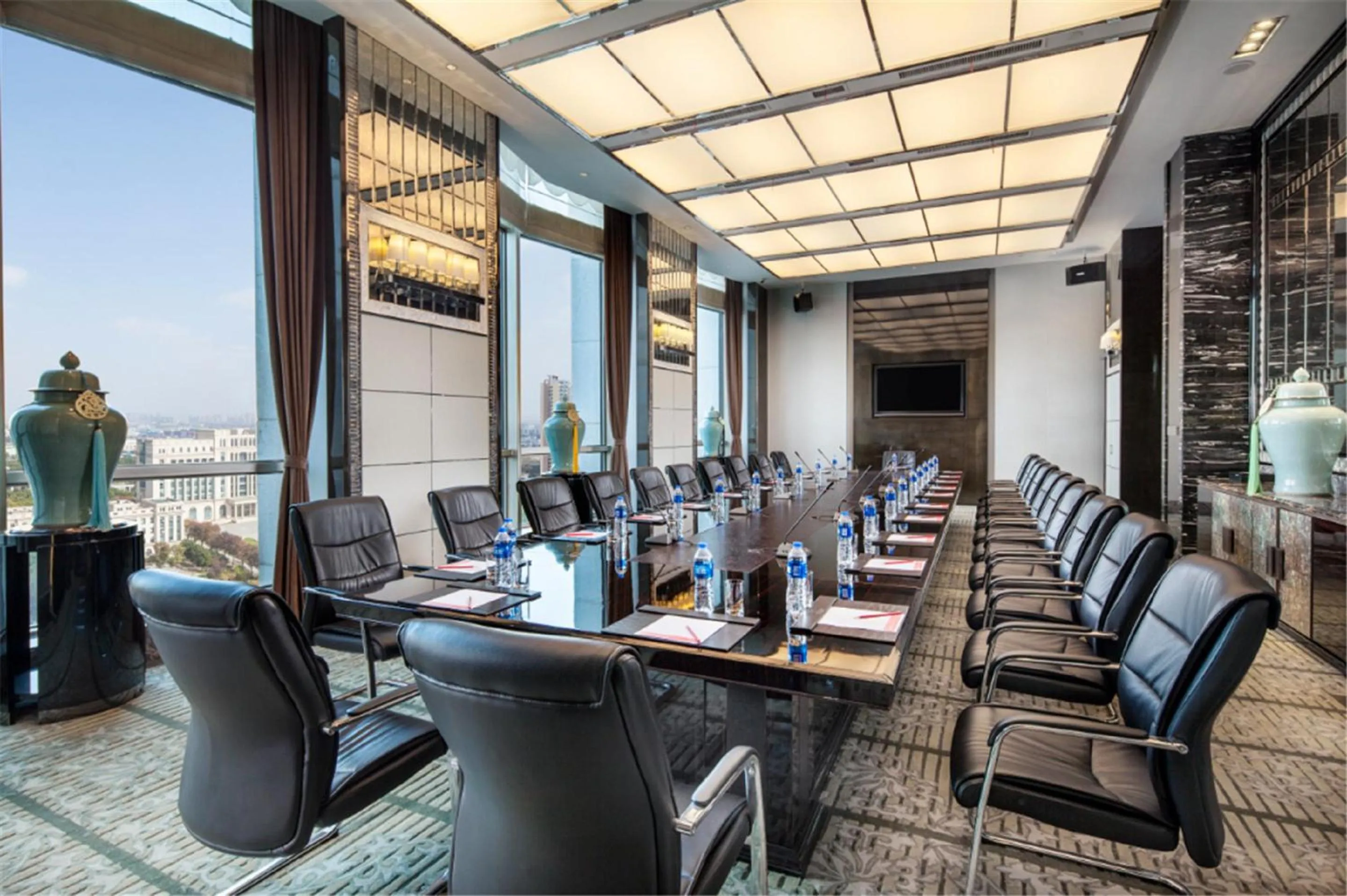 Meeting/conference room in Ramada Plaza Qiandeng Kunshan