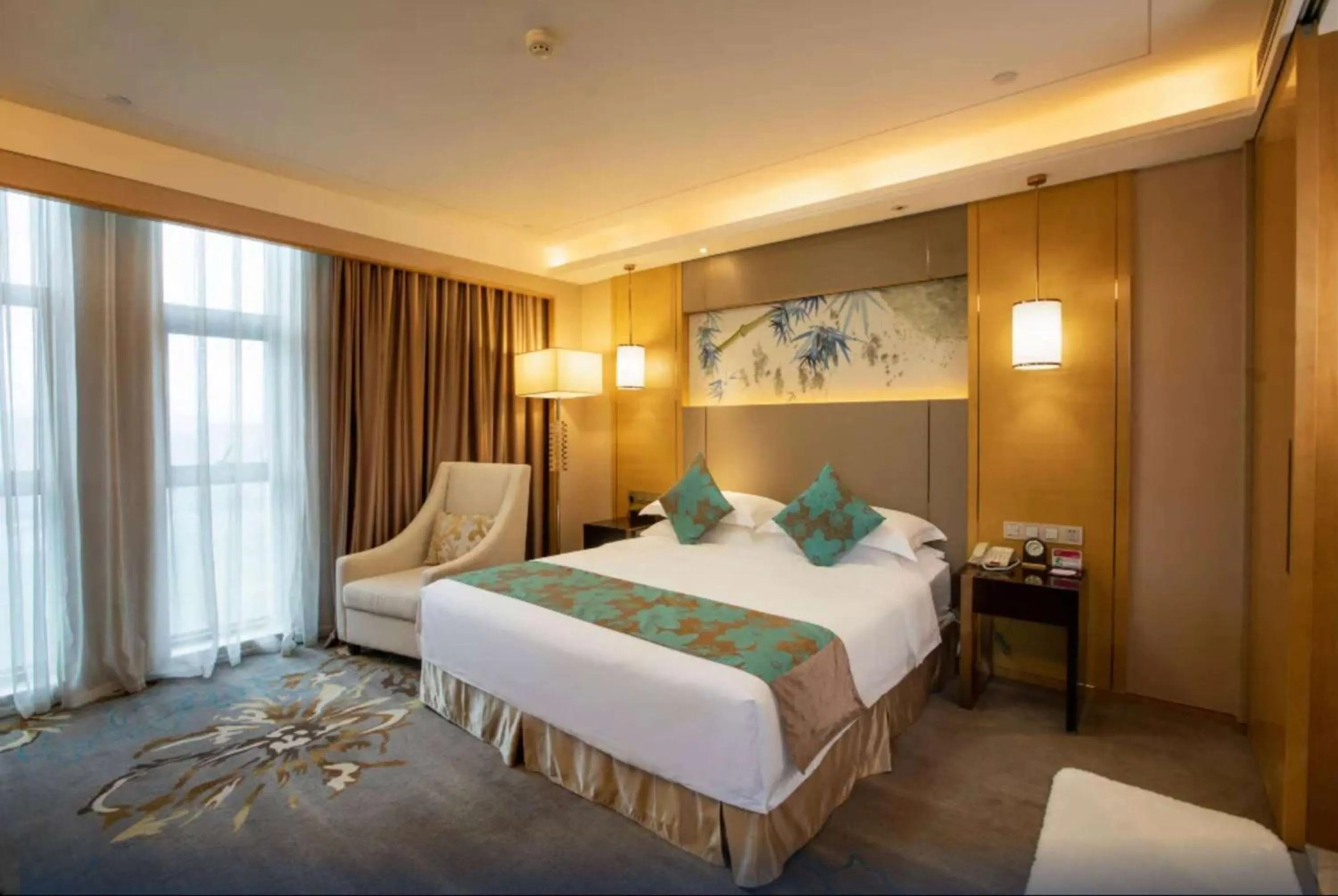 Photo of the whole room, Bed in Ramada Yiyang Taojiang