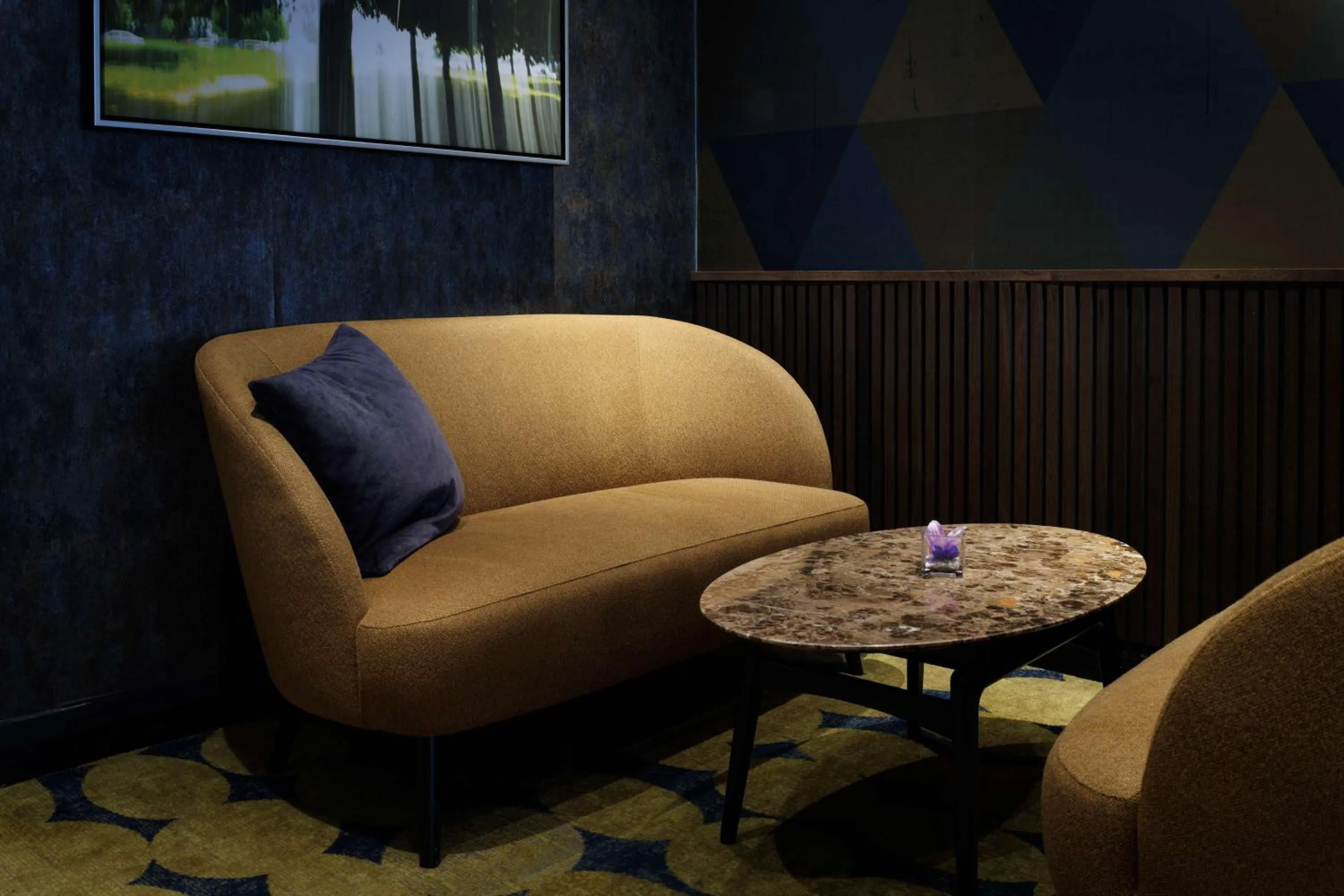 Seating area in DoubleTree by Hilton Woking