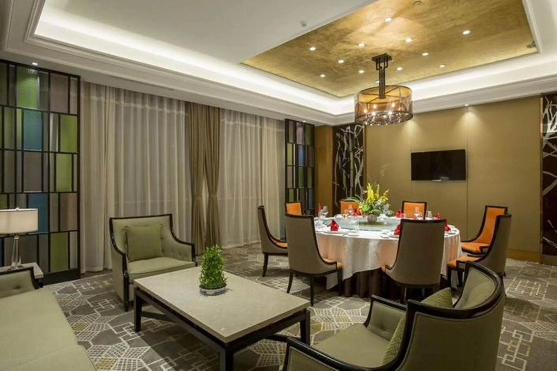 Restaurant/places to eat in Ramada Suzhou