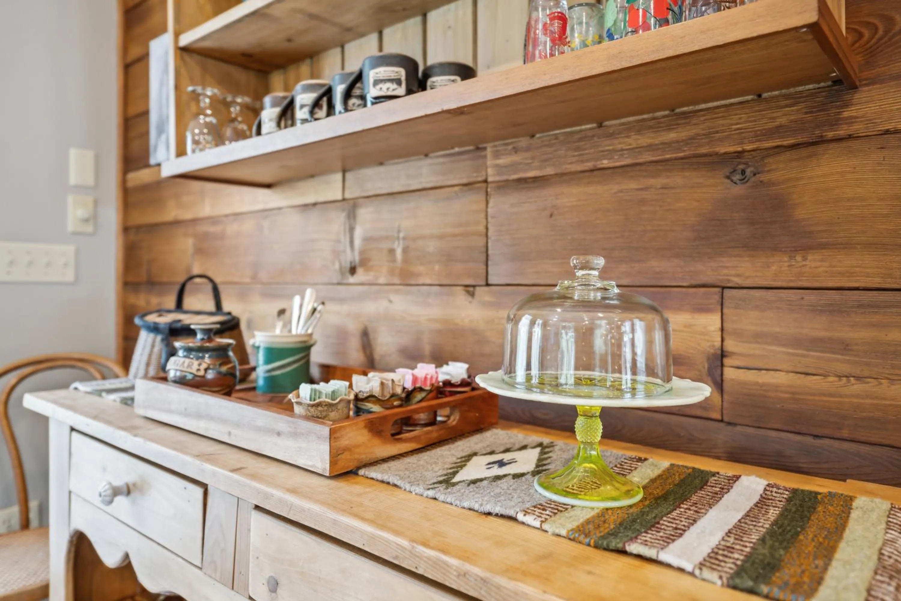 Food and drinks in Good Medicine Lodge