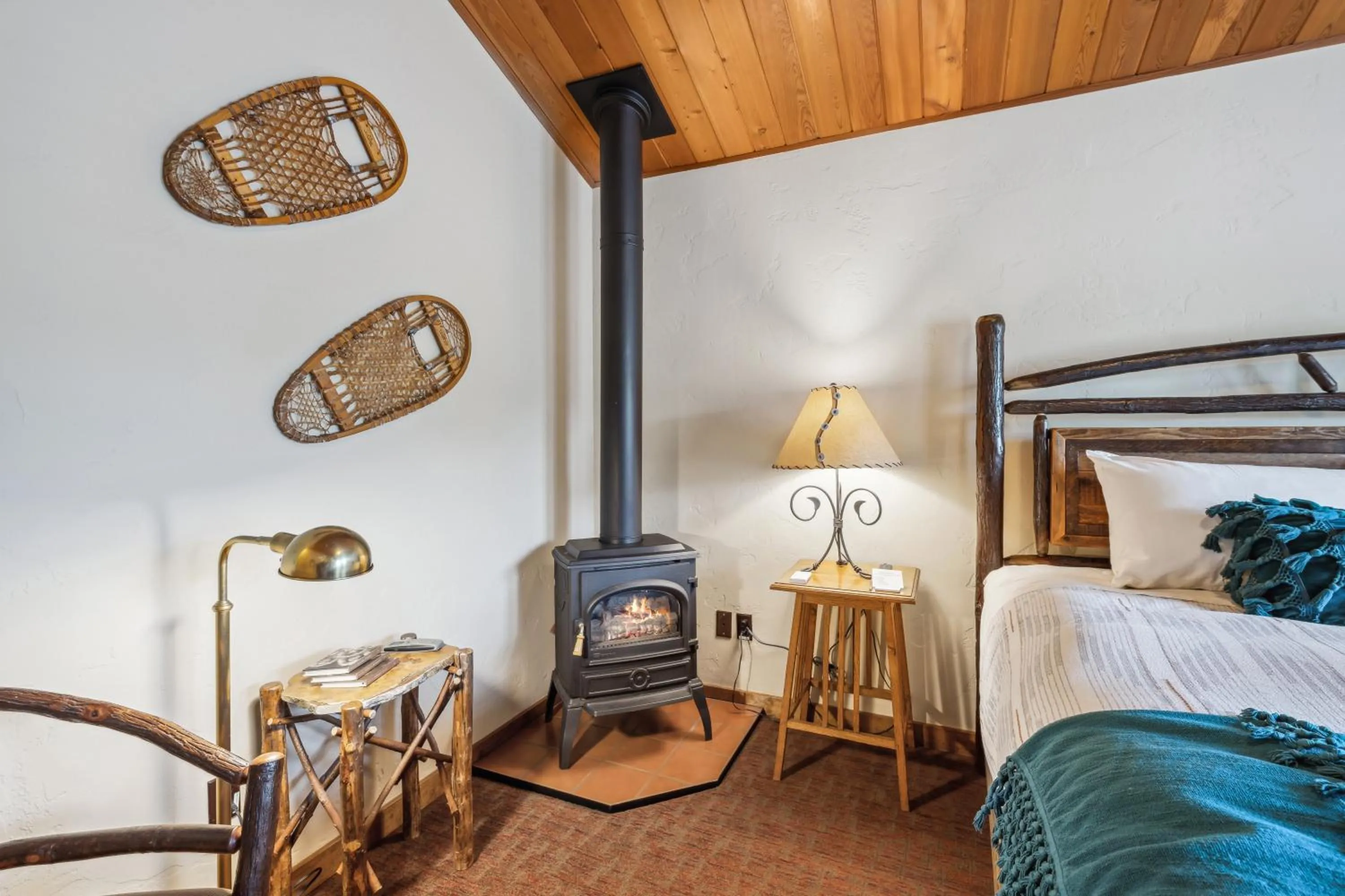 flat iron, Bed in Good Medicine Lodge