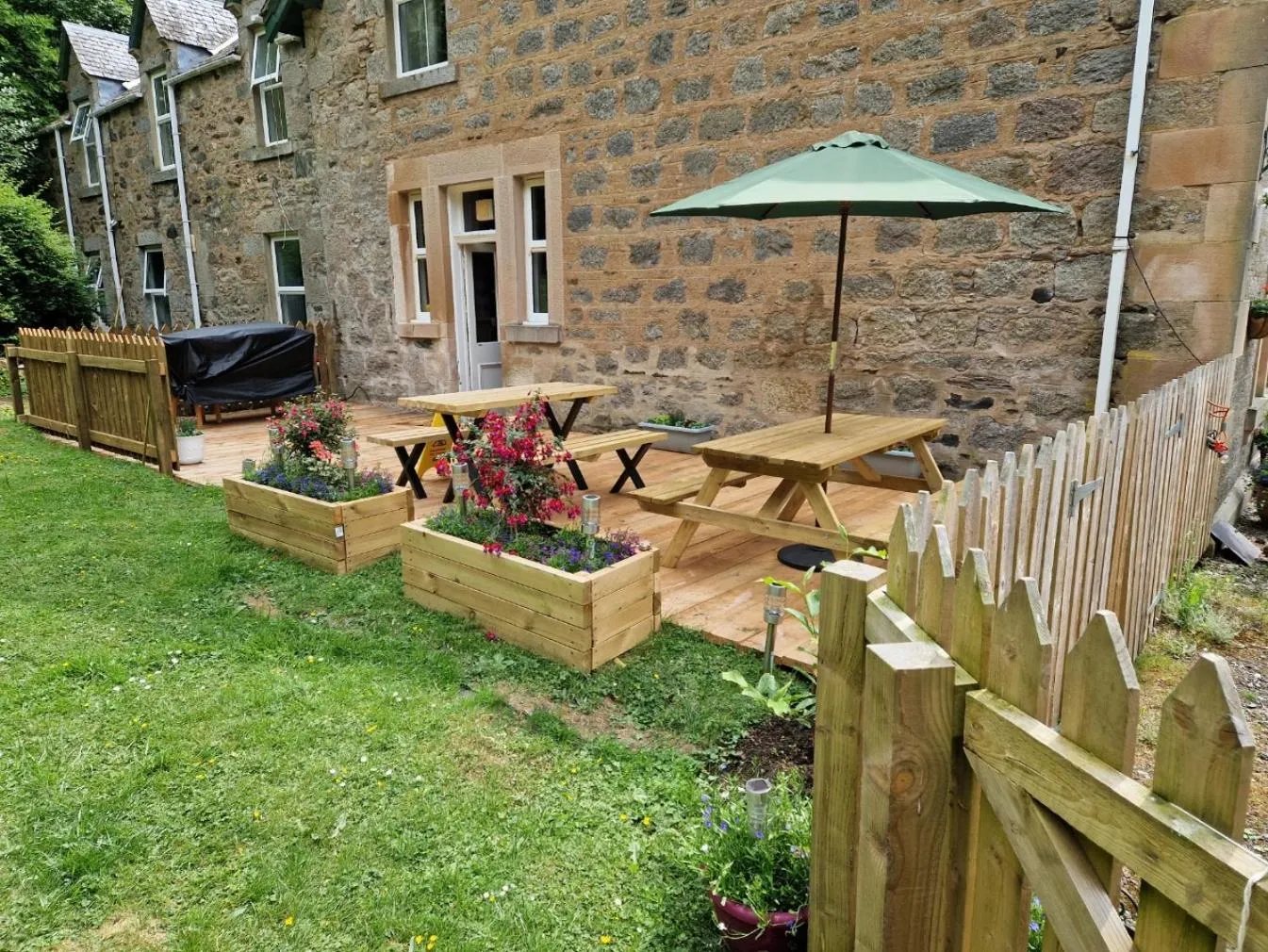 Property building in Strathardle Lodge