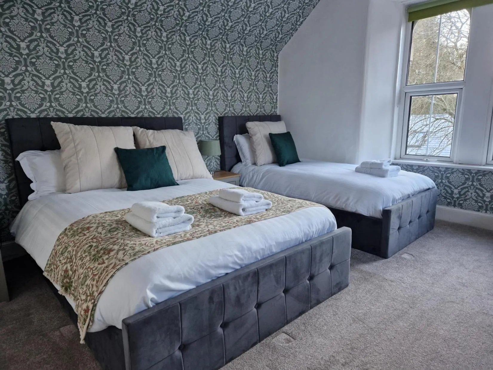 Bed in Strathardle Lodge