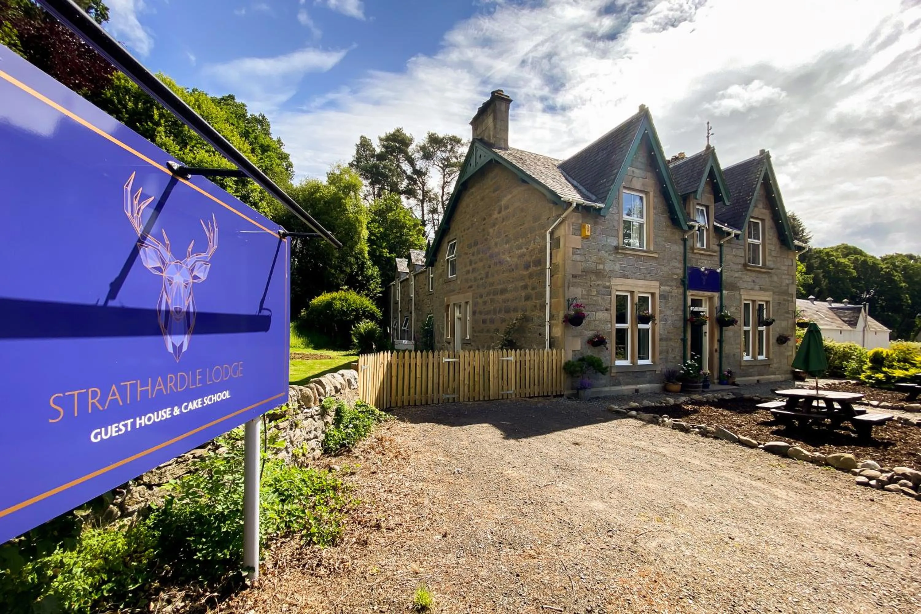 Property building in Strathardle Lodge