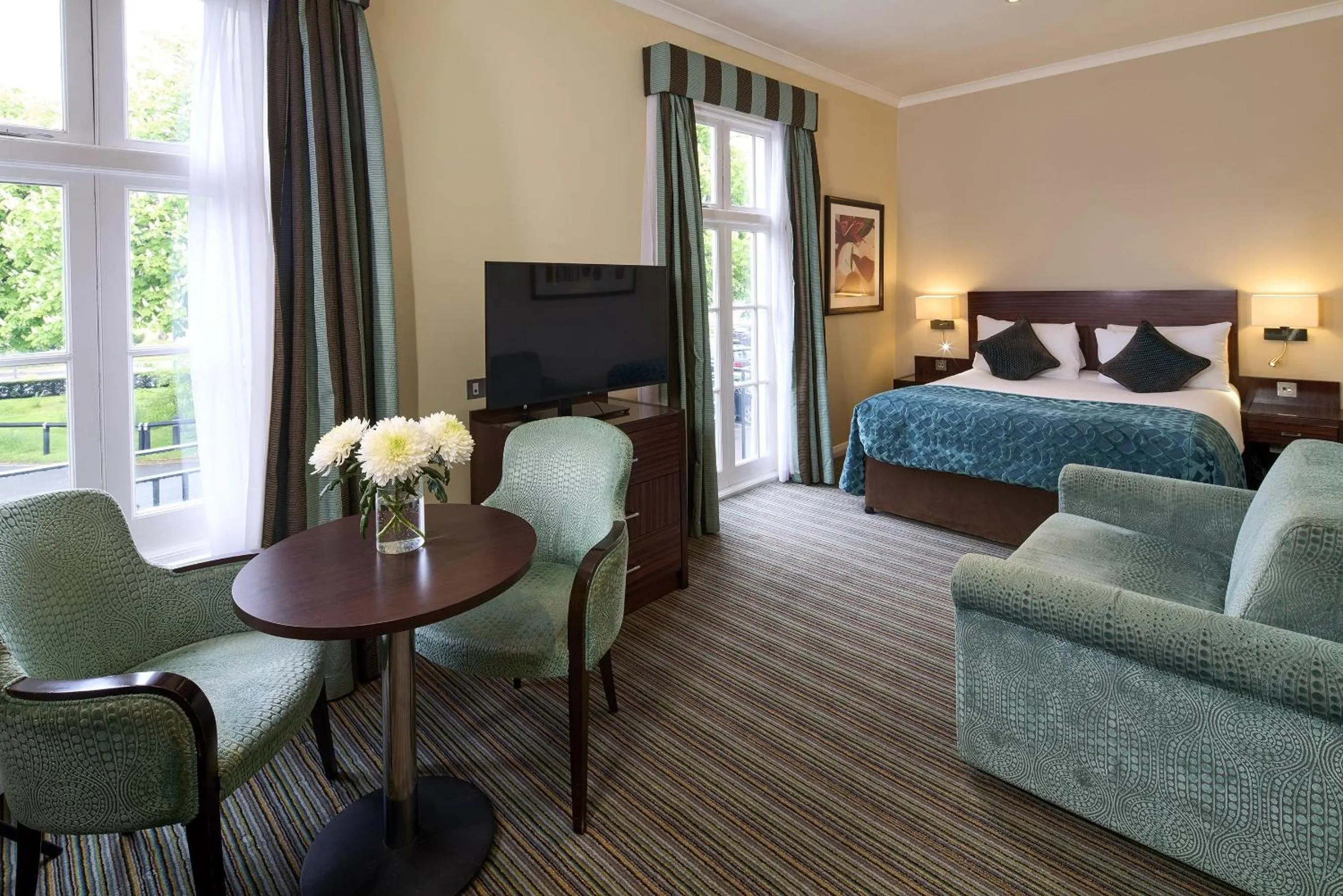 Bedroom, Bed in The Bull