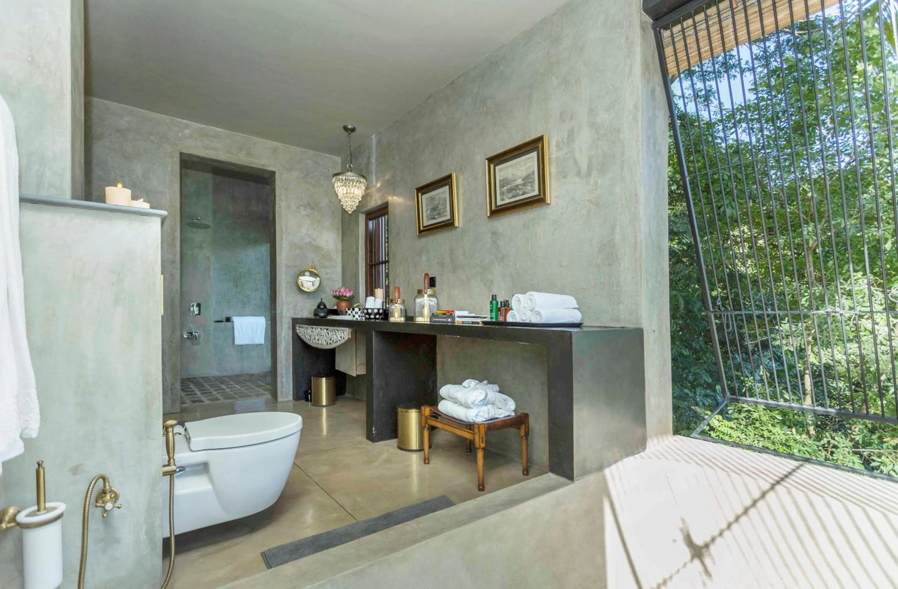 Bathroom in The Hermitage by Edwards Collection - Kandy